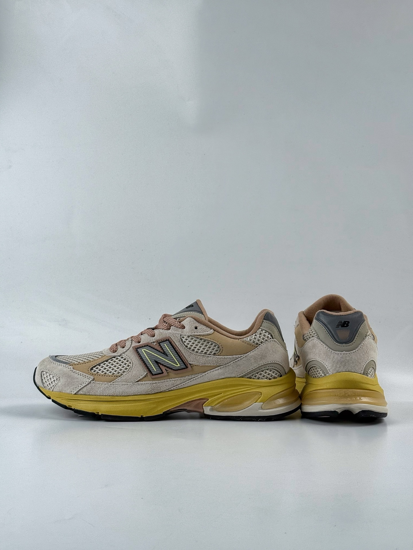 210 New Balance NB2010系列 新百伦经典复古休闲运动板鞋 U2010SGR