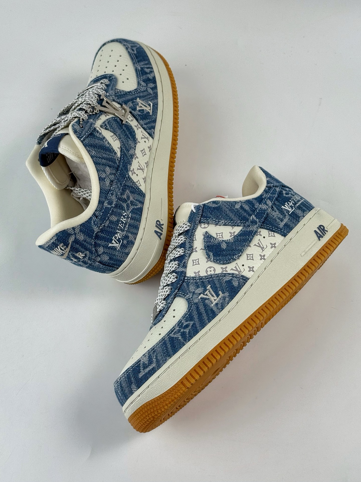 Nike Air Force 1 Low 07 x Louis Vuitton 蓝白牛仔满天星 YF9511-815