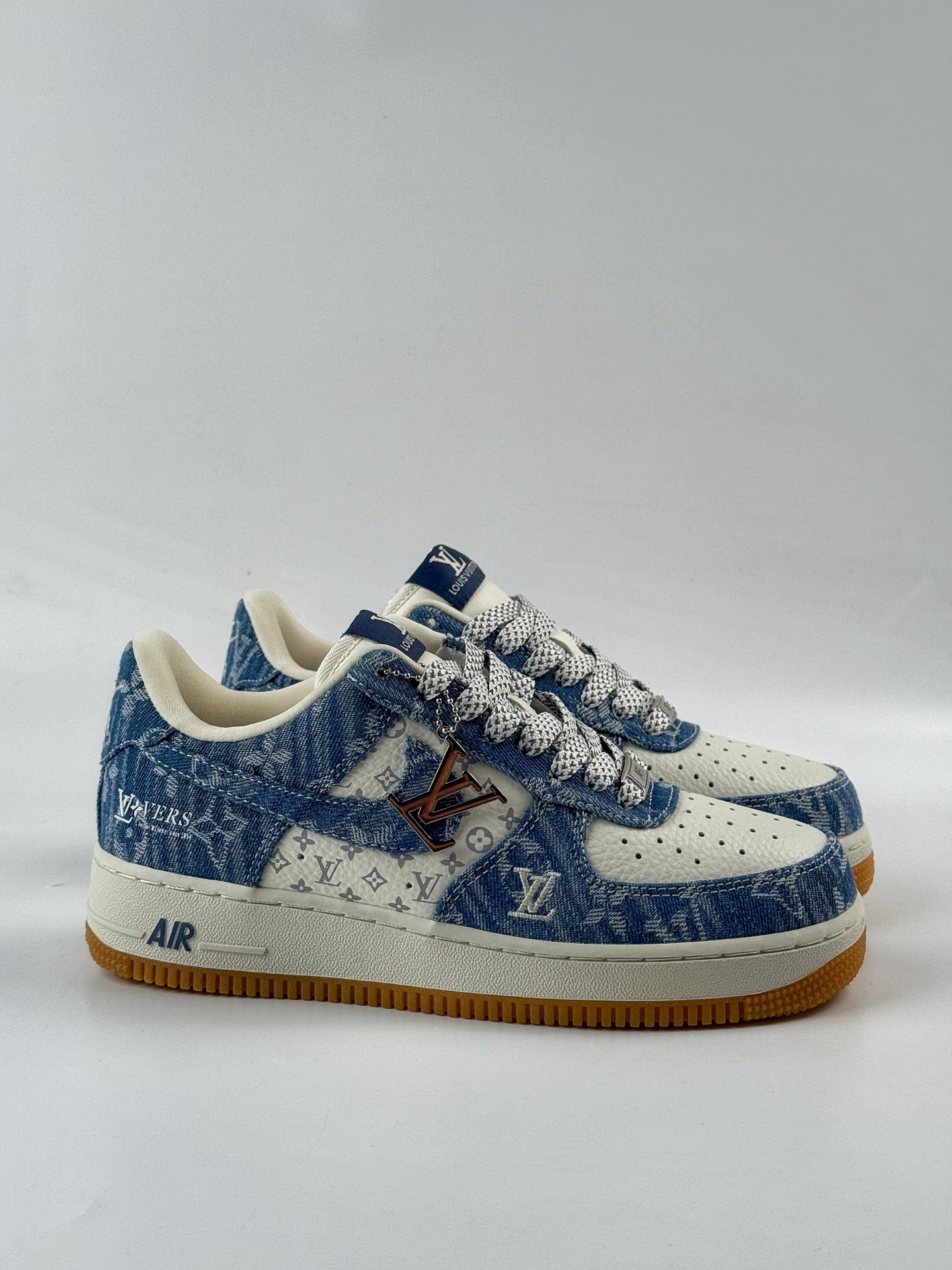 Nike Air Force 1 Low 07 x Louis Vuitton 蓝白牛仔满天星 YF9511-815