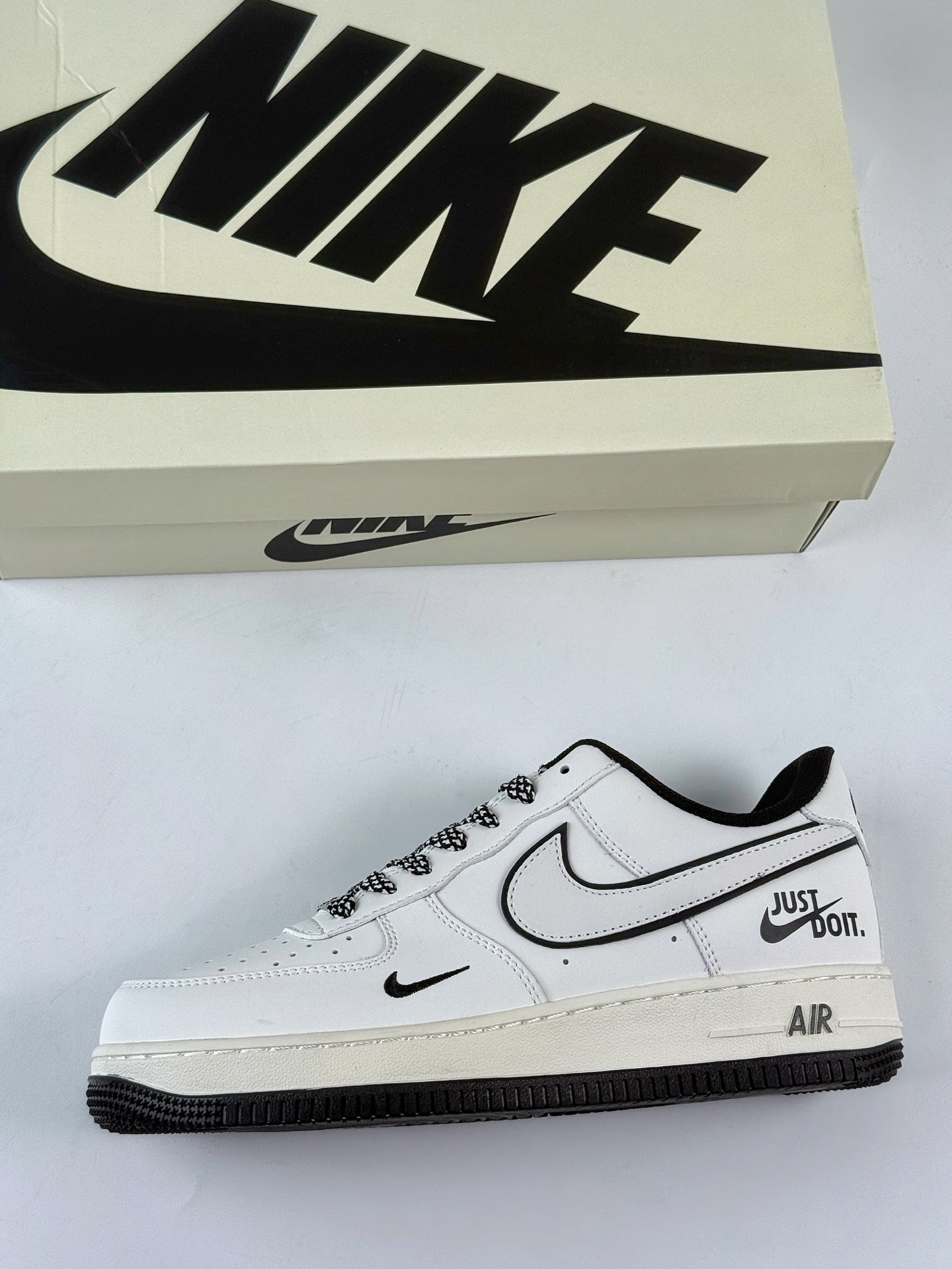 Nike Air Force 1 Low 07 x Ju Do It 白黑小勾满天星 CS5288-038