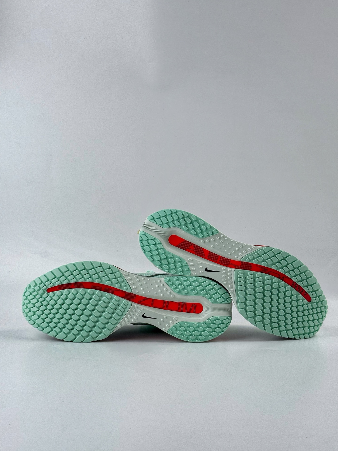 Nike Pegasus Premium 减震防滑耐磨透气 低帮跑步鞋 HQ2592-301 Nike Pegasus Premium 减震防滑耐磨透气 低帮跑步鞋 HQ2592-301