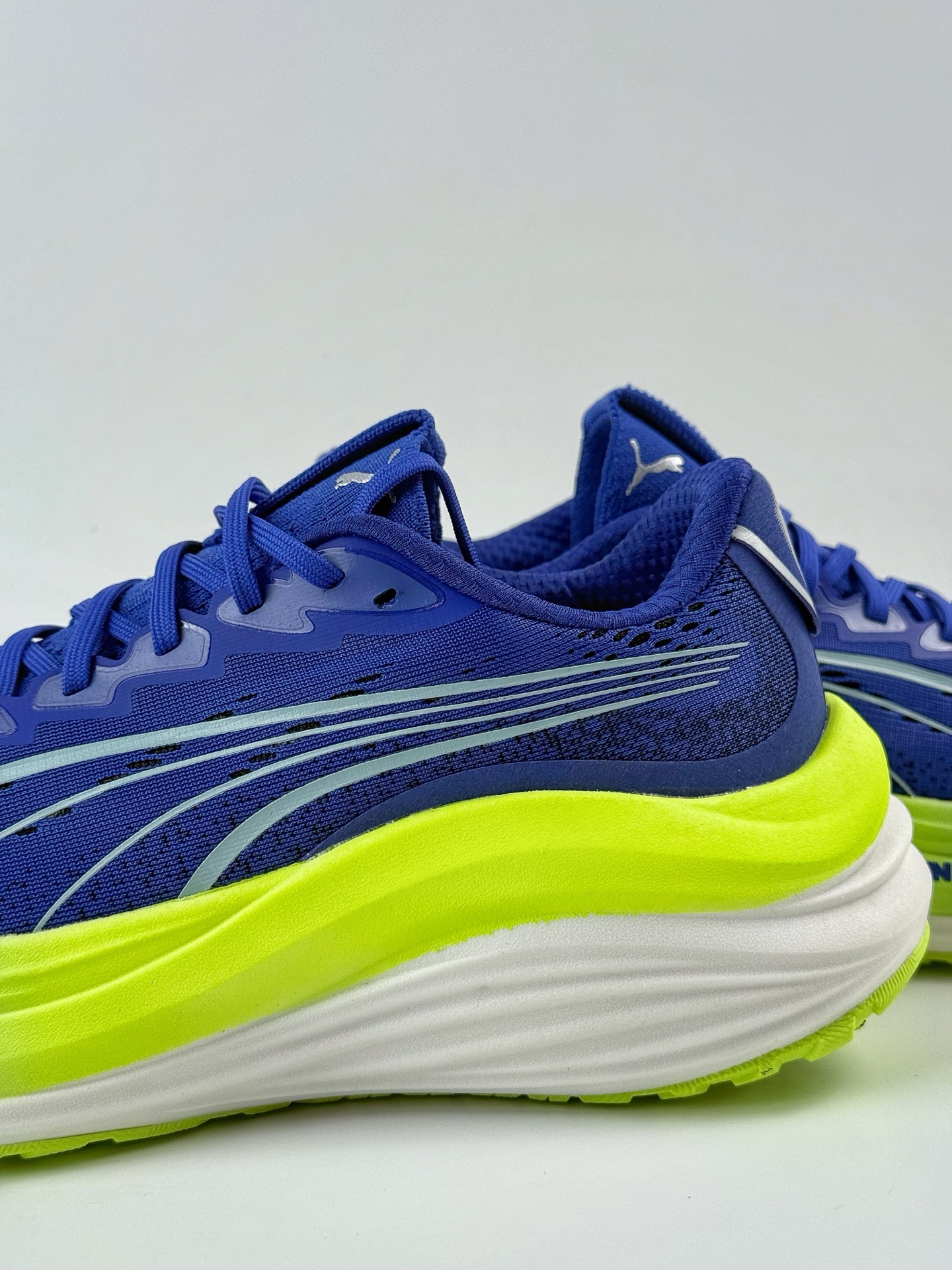 170 彪马Puma Race TO Beat The Elite 低帮专业越野跑步鞋 310088-02