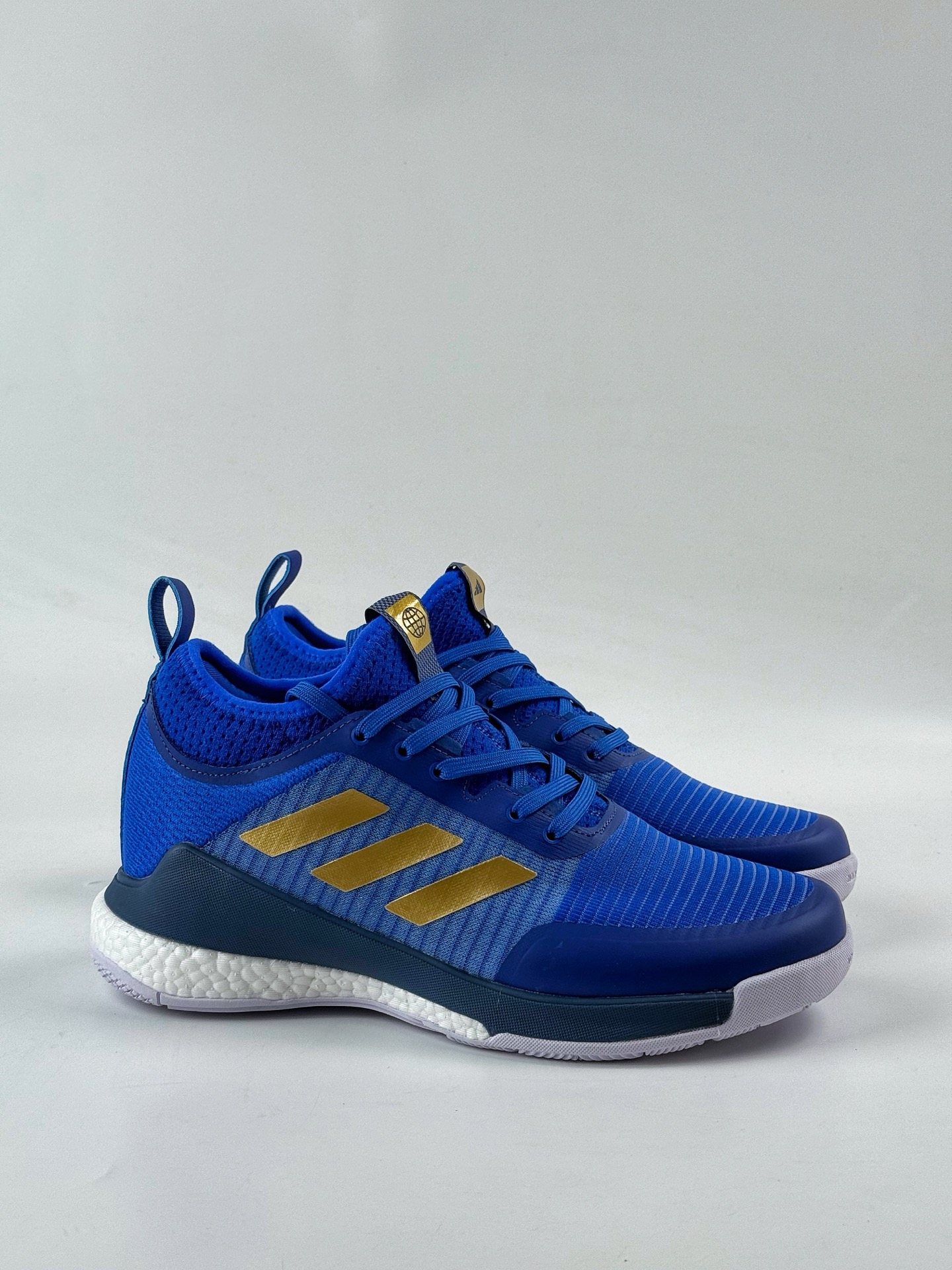 ADIDAS CRAZYFLIGHT MID 运动鞋 记忆回弹BOOST真爆大底 运动排球鞋 HQ3488