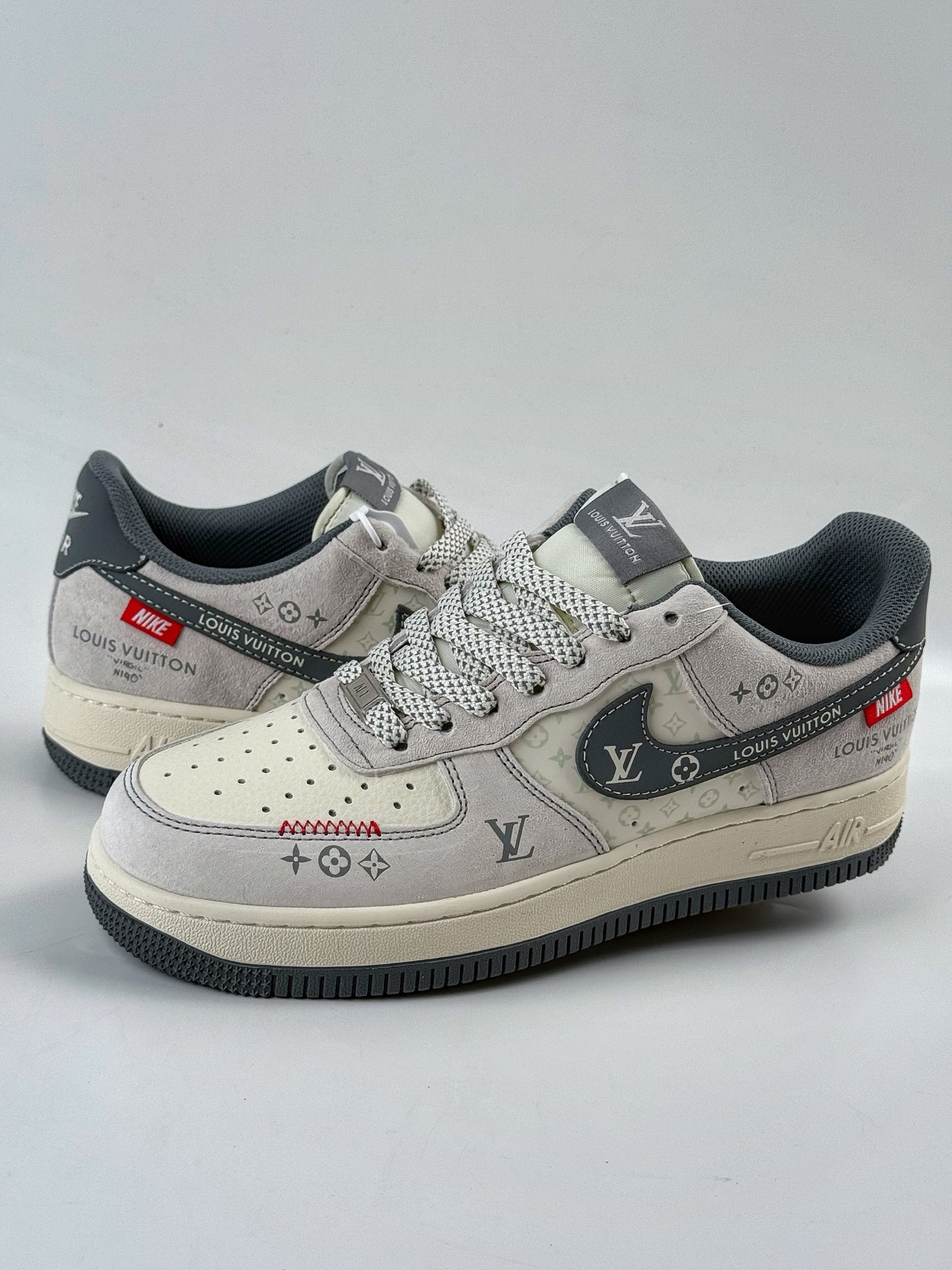 Nike Air Force 1 Low 07 x Louis Vuitton 灰白满天星 CX5050-Y25 Nike Air Force 1 Low 07 x Louis Vuitton 灰白满天星 CX5050-Y25