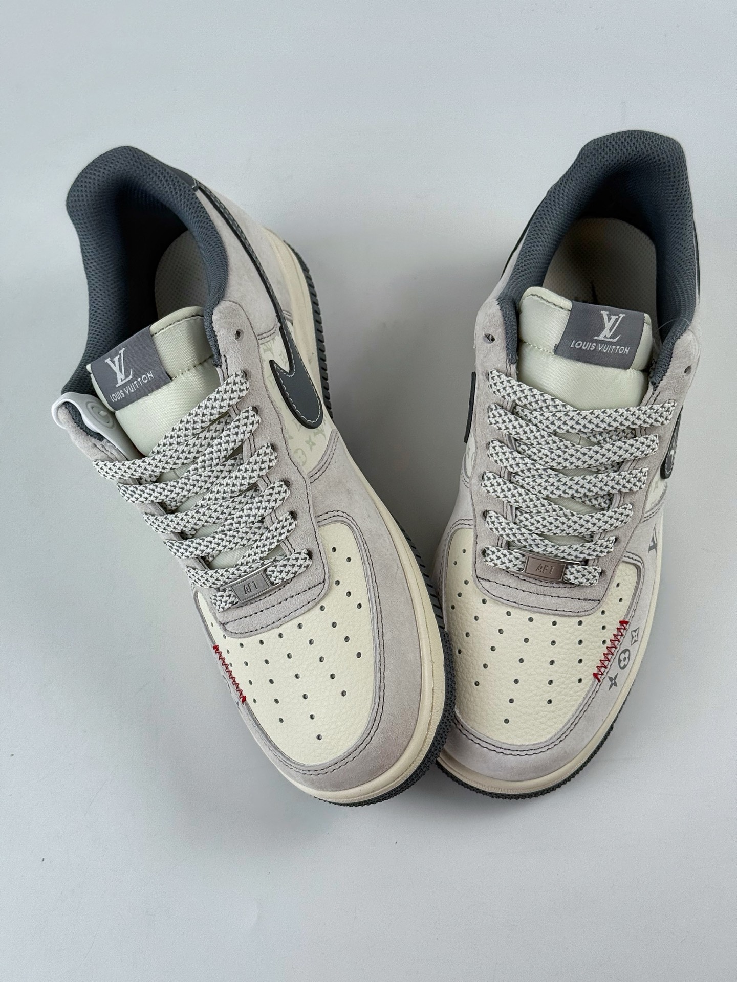 Nike Air Force 1 Low 07 x Louis Vuitton 灰白满天星 CX5050-Y25 Nike Air Force 1 Low 07 x Louis Vuitton 灰白满天星 CX5050-Y25