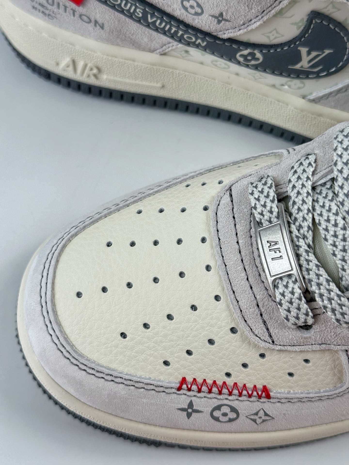 Nike Air Force 1 Low 07 x Louis Vuitton 灰白满天星 CX5050-Y25 Nike Air Force 1 Low 07 x Louis Vuitton 灰白满天星 CX5050-Y25