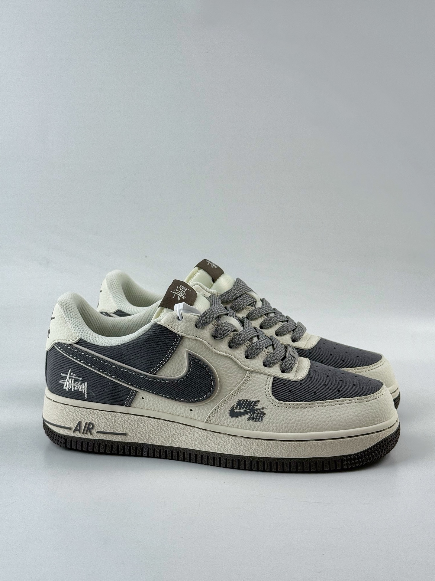 Nike Air Force 1 Low 07 x Stussy 白灰小勾满天星 JP8028-011