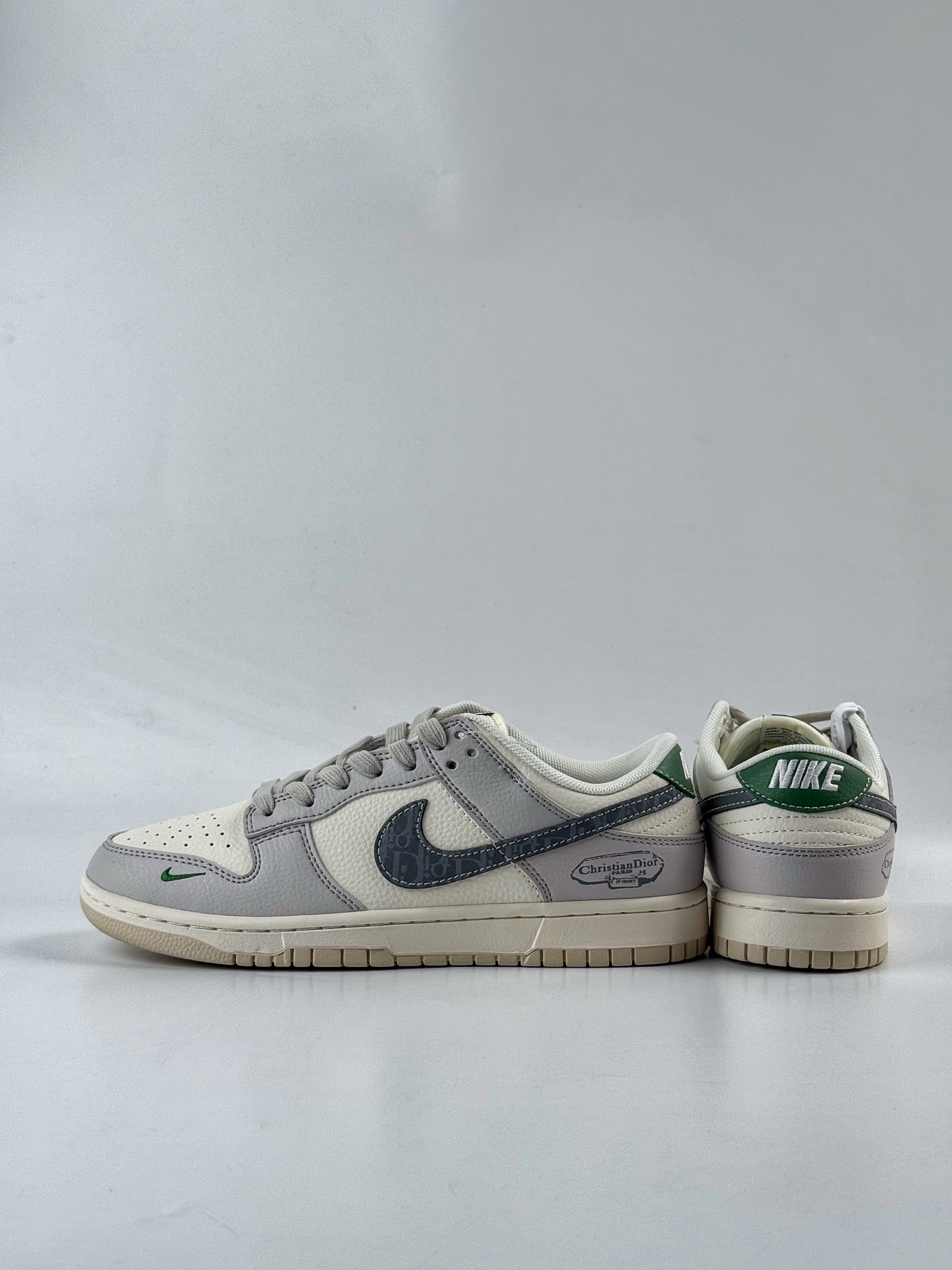 Nike SB Dunk Low x DIOR 灰白小勾 ZH2598-276