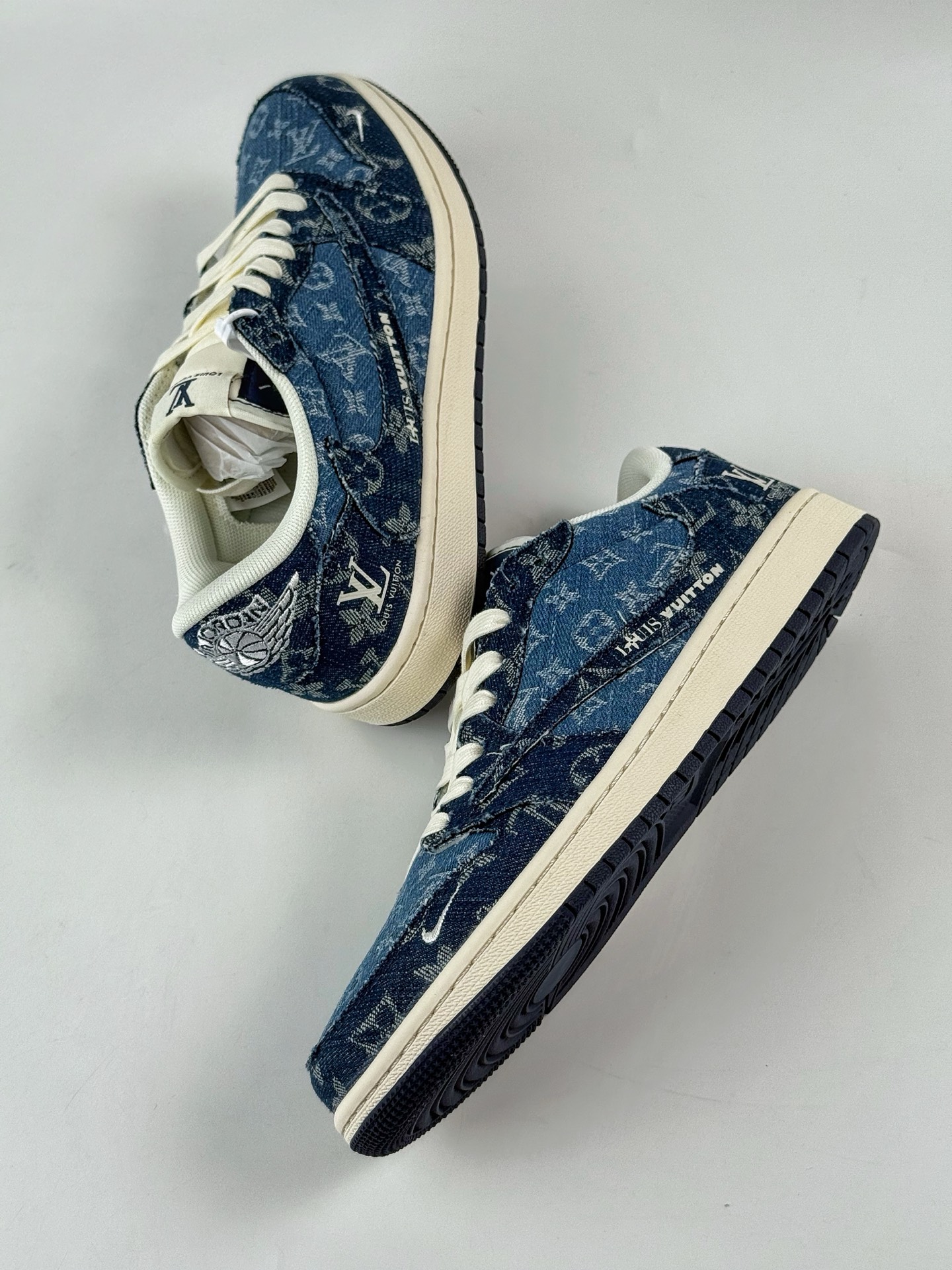 280 Travis Scott x Nike Air Jordan 1 Low x Louis Vuitton Air Jordan 1 Low 反转深蓝牛仔小勾倒钩 XD0798-312