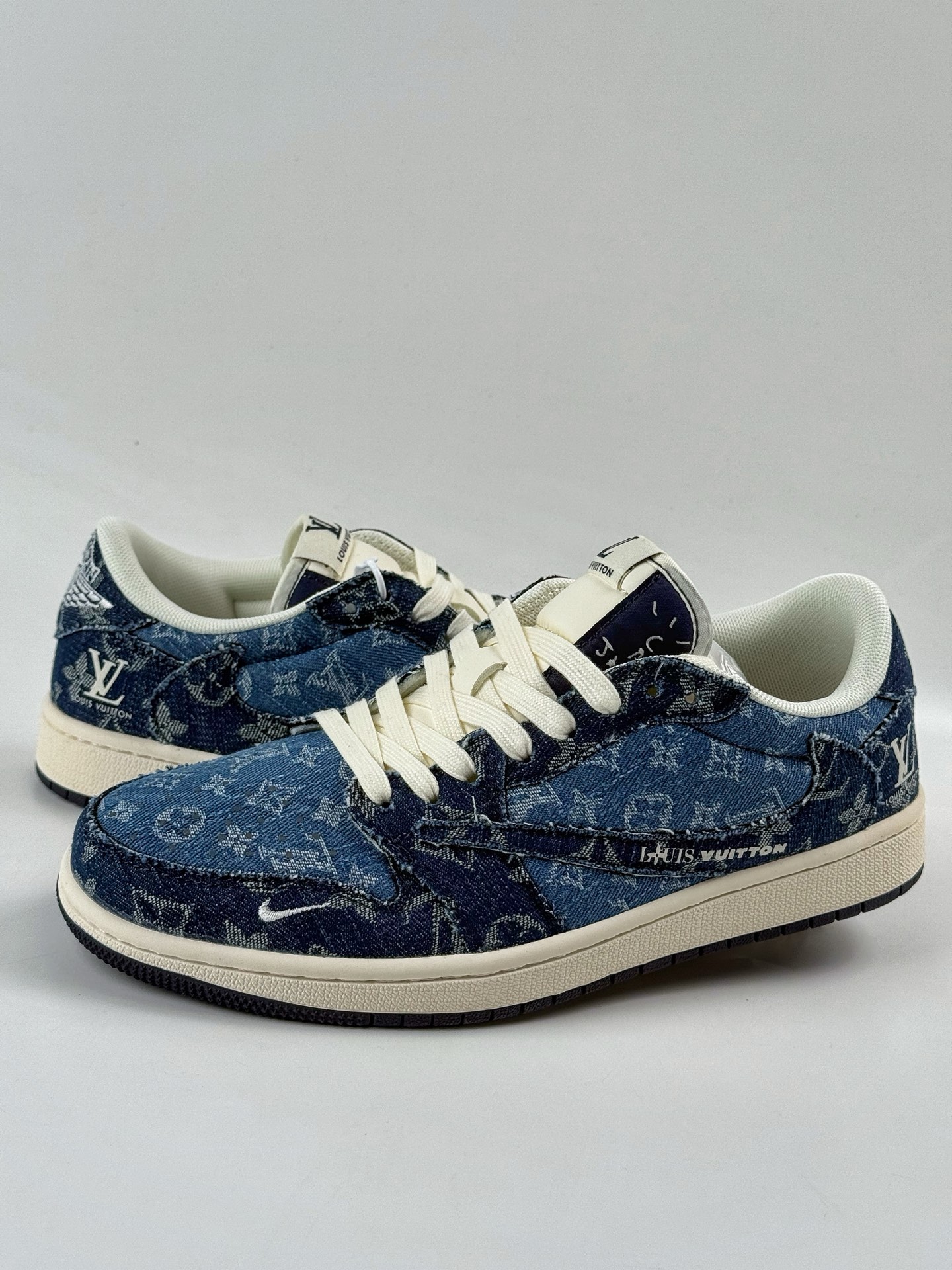 280 Travis Scott x Nike Air Jordan 1 Low x Louis Vuitton Air Jordan 1 Low 反转深蓝牛仔小勾倒钩 XD0798-312