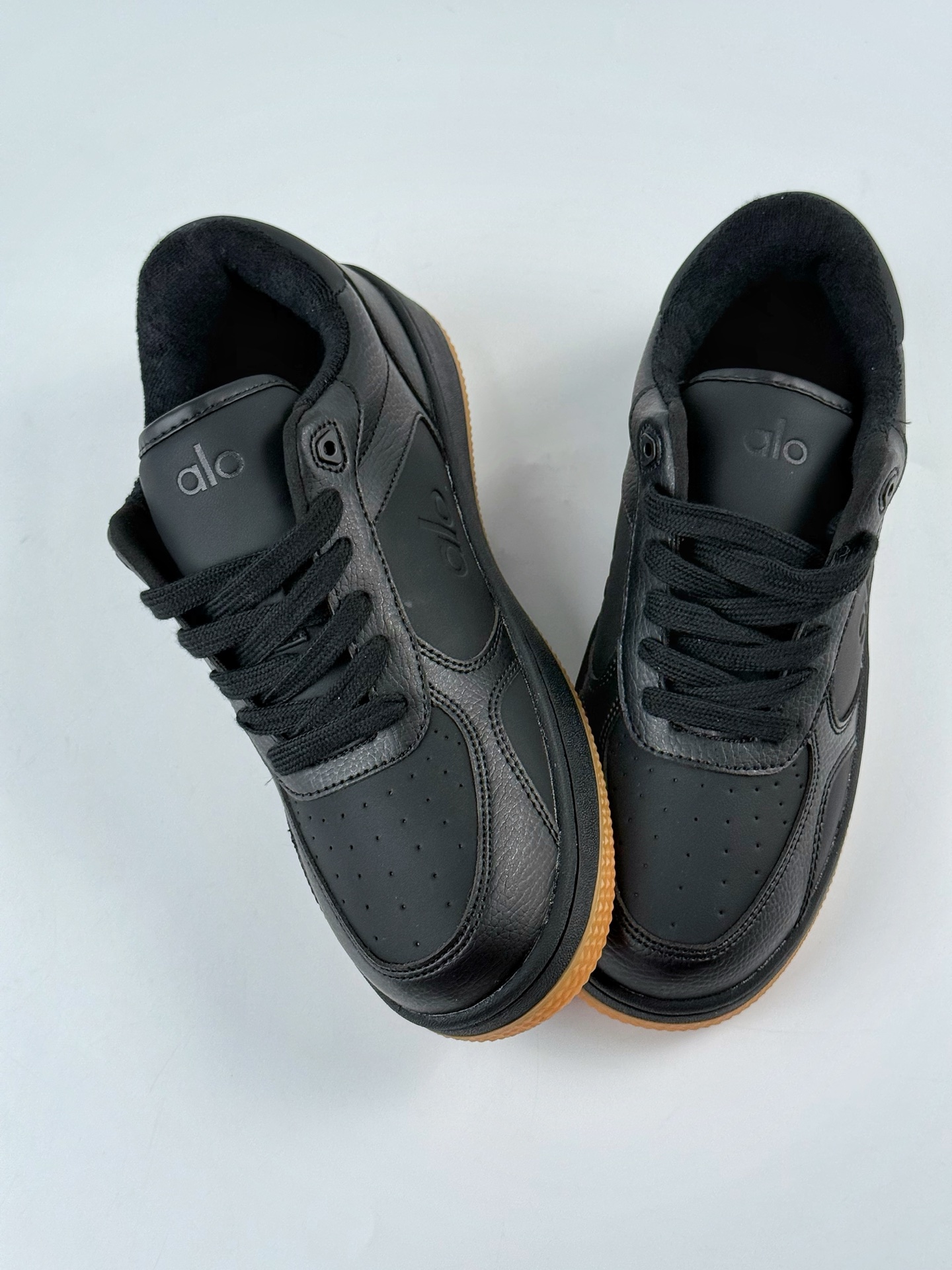 170 Alo Yoga Recovery Mode 明星同款 内增高低帮休闲板鞋