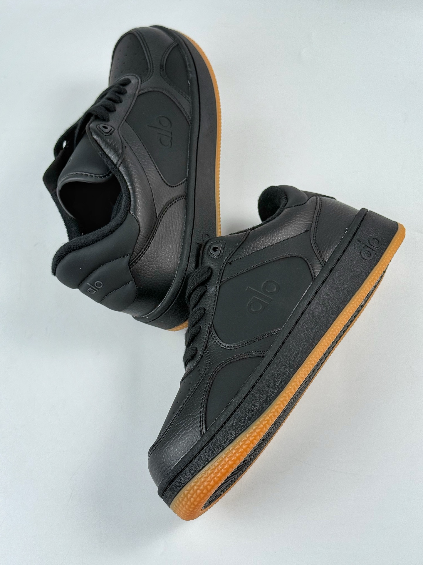 170 Alo Yoga Recovery Mode 明星同款 内增高低帮休闲板鞋