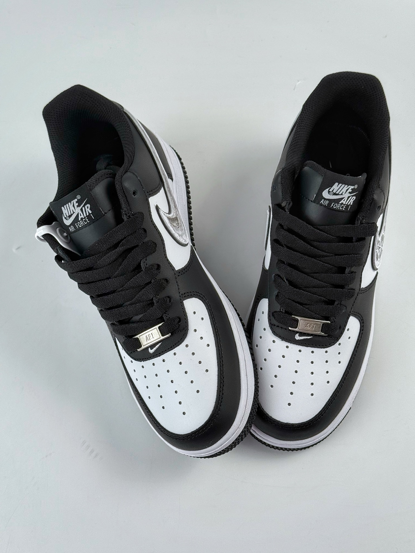 Nike Air Force 1 Low 07 恋爱 礼袋装 黑白 ZH0316-118