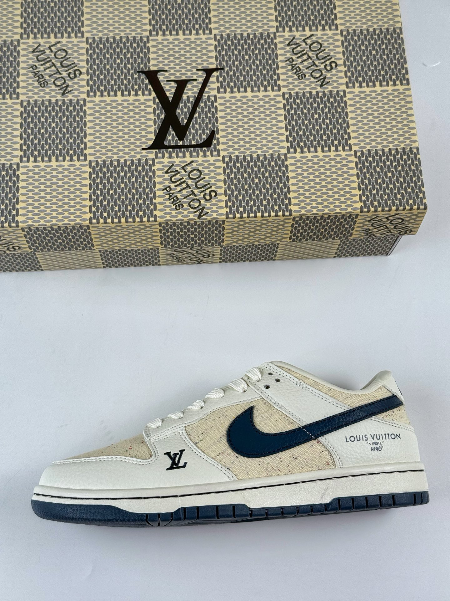 NIKE SB Dunk Low RETRO x Louis Vuitton 白棕黑 SC0601-478