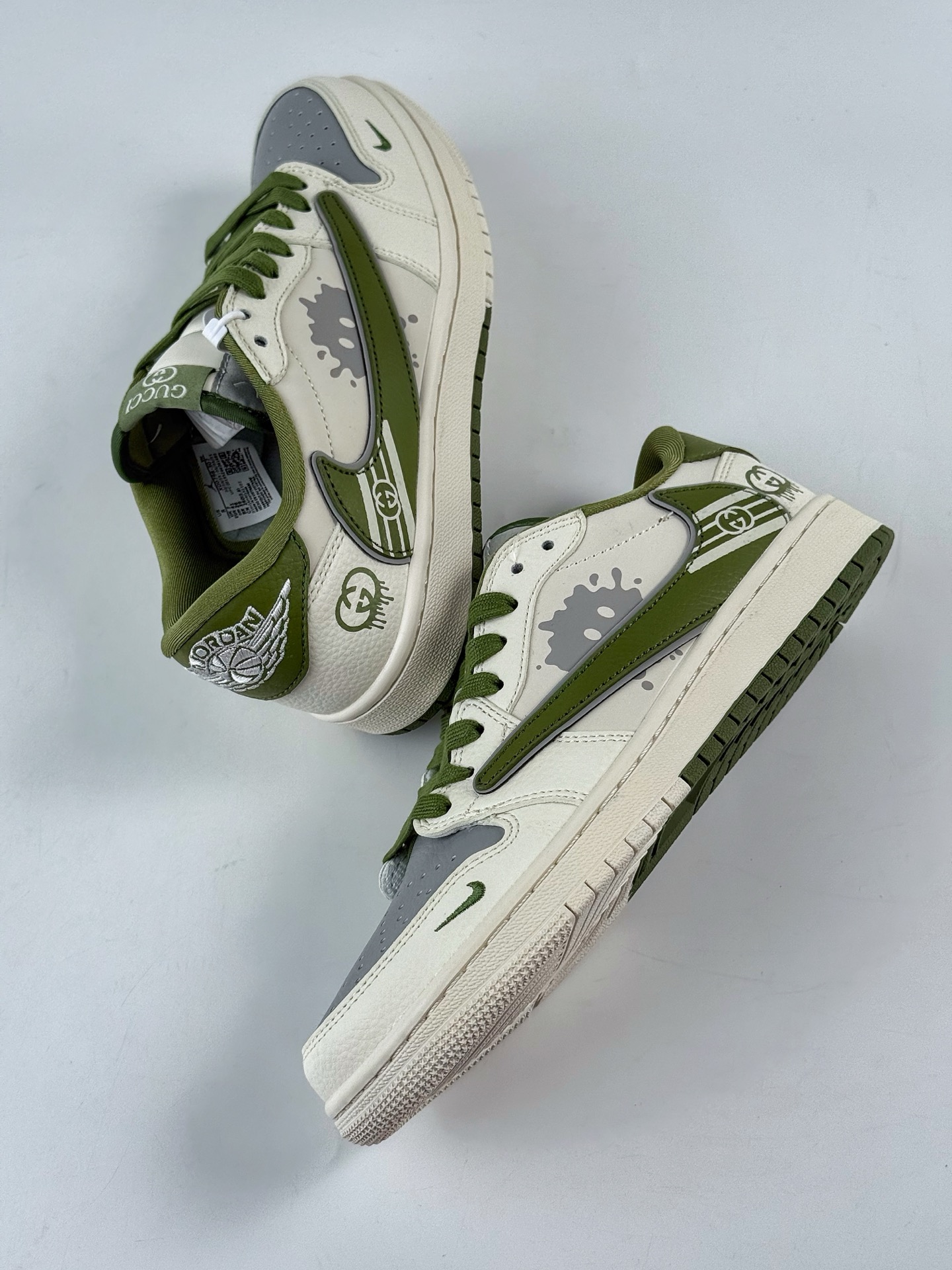 Travis Scott x Nike Air Jordan 1 Low x GUCCI Air Jordan 1 Low 反转白灰绿小勾倒钩 XD0798-307