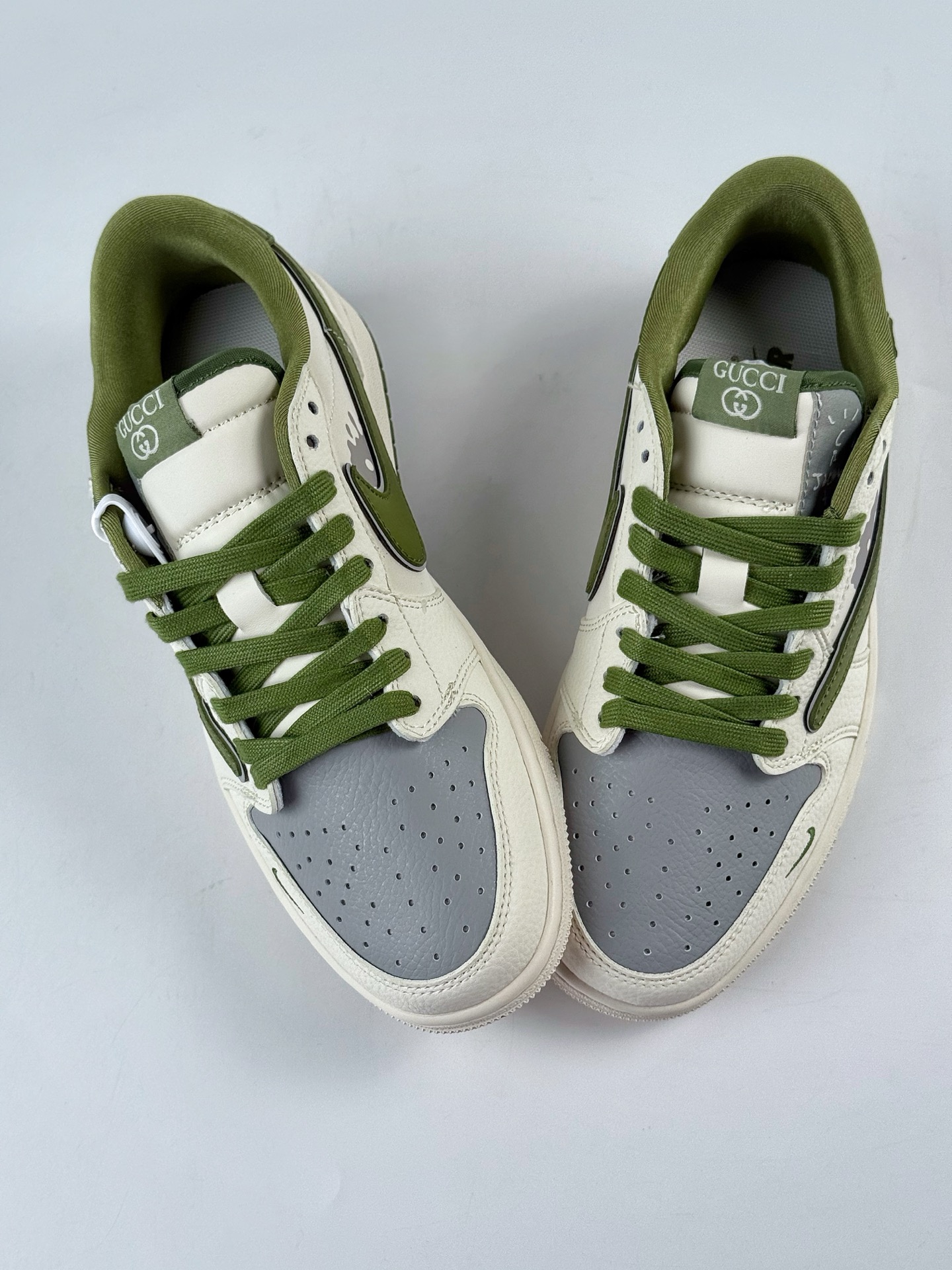 Travis Scott x Nike Air Jordan 1 Low x GUCCI Air Jordan 1 Low 反转白灰绿小勾倒钩 XD0798-307