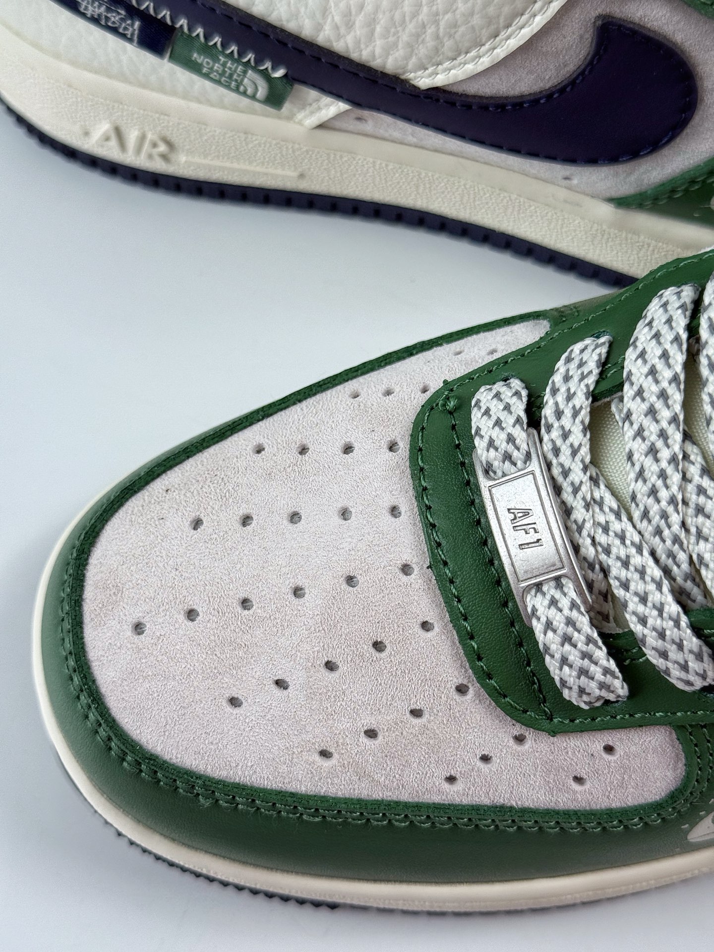 240 Nike Air Force 1 Low 07 x The North Face x Stussy 绿灰白 HS8068-053