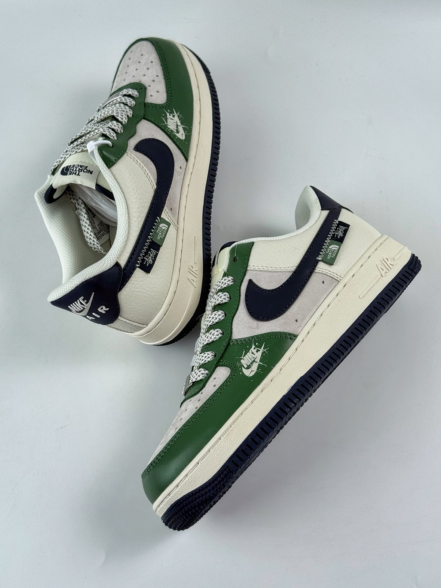 240 Nike Air Force 1 Low 07 x The North Face x Stussy 绿灰白 HS8068-053