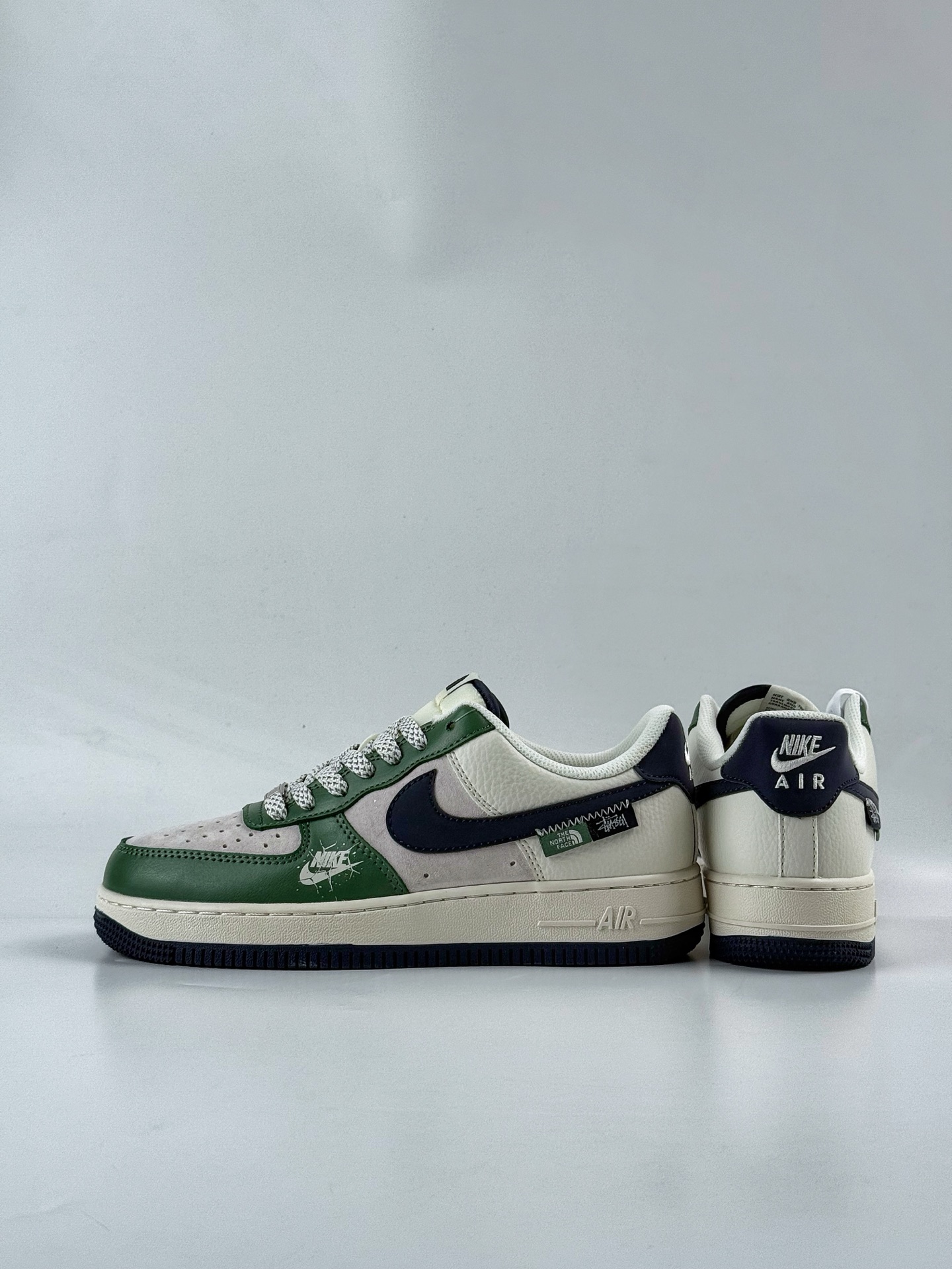 240 Nike Air Force 1 Low 07 x The North Face x Stussy 绿灰白 HS8068-053