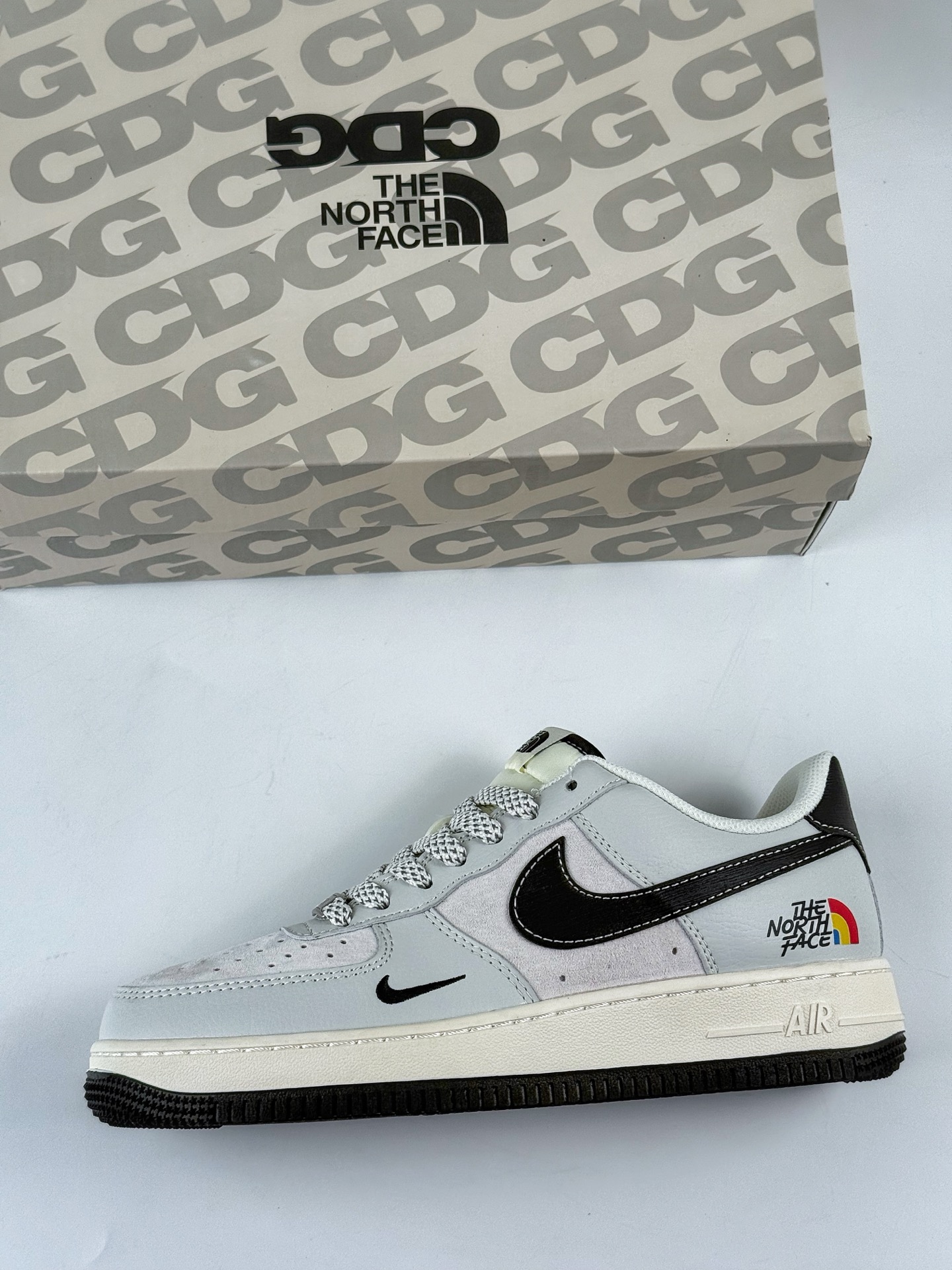 Nike Air Force 1 Low 07 x The North Face 灰黑小勾满天星 HS8068-050