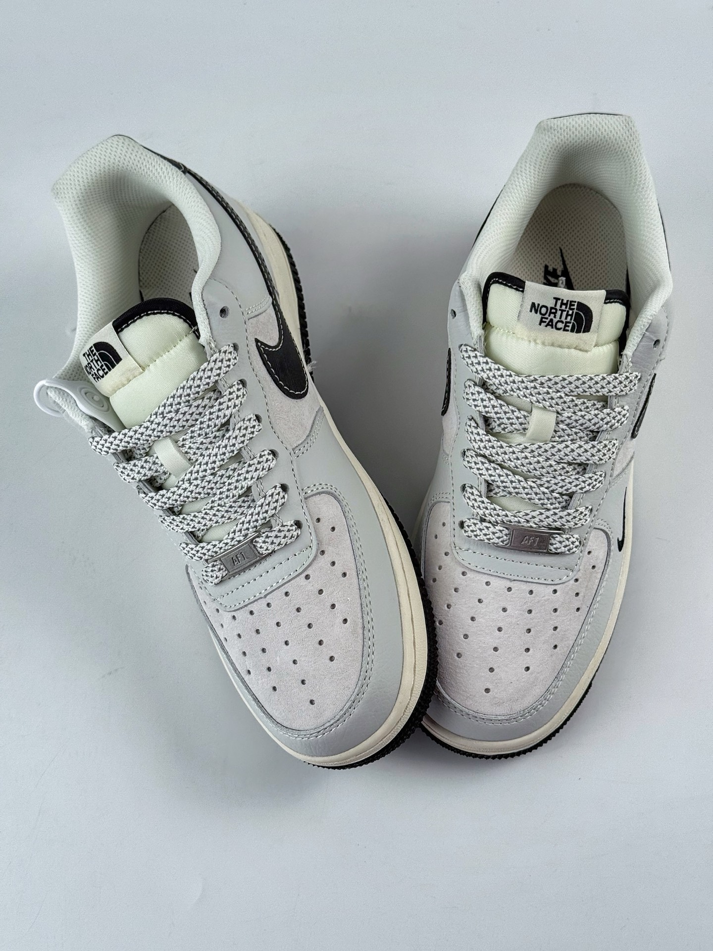 Nike Air Force 1 Low 07 x The North Face 灰黑小勾满天星 HS8068-050