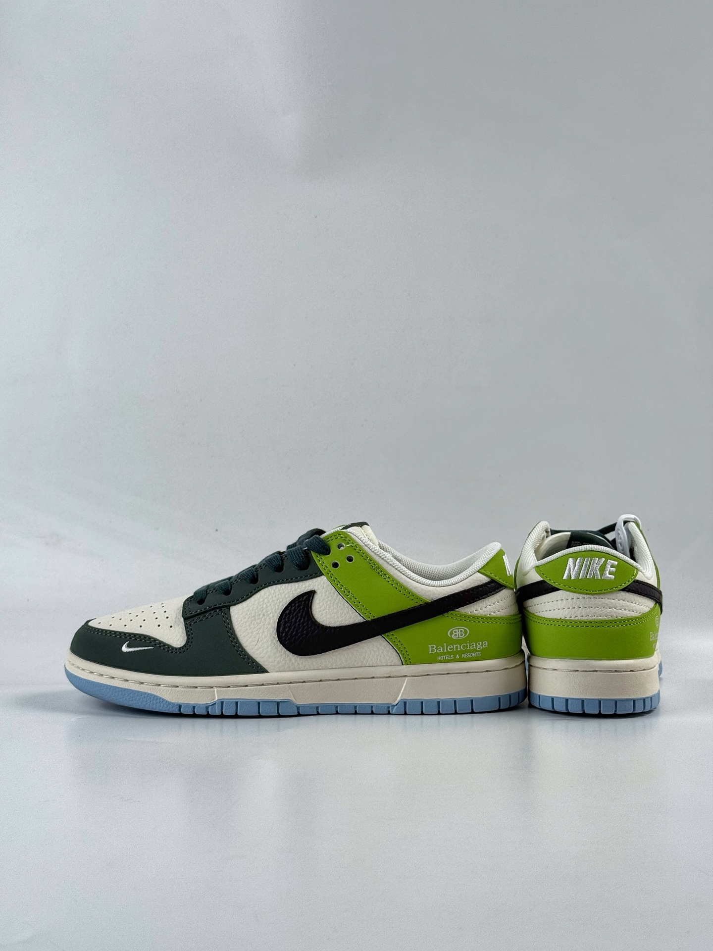 280 Nike SB Dunk Low x Balenciaga 绿白小勾 ZH2598-274