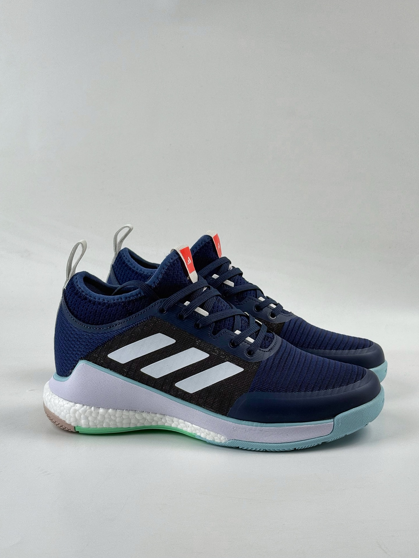 ADIDAS CRAZYFLIGHT MID 运动鞋 记忆回弹BOOST真爆大底 运动排球鞋 IG3971