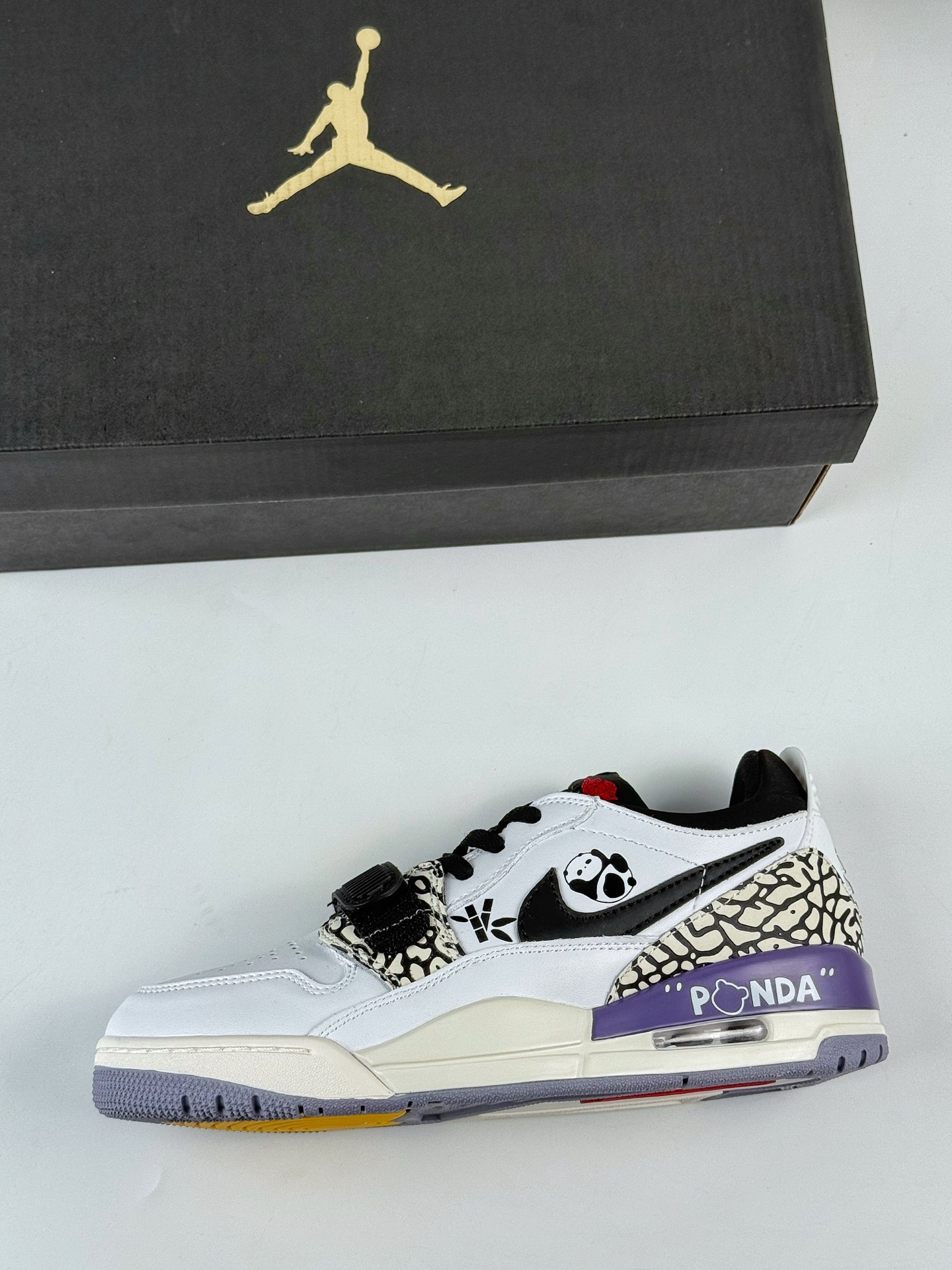 Nike Air Jordan Legacy 312 Low 乔丹最强三合一混合版 白蓝红熊猫 CD7069-102
