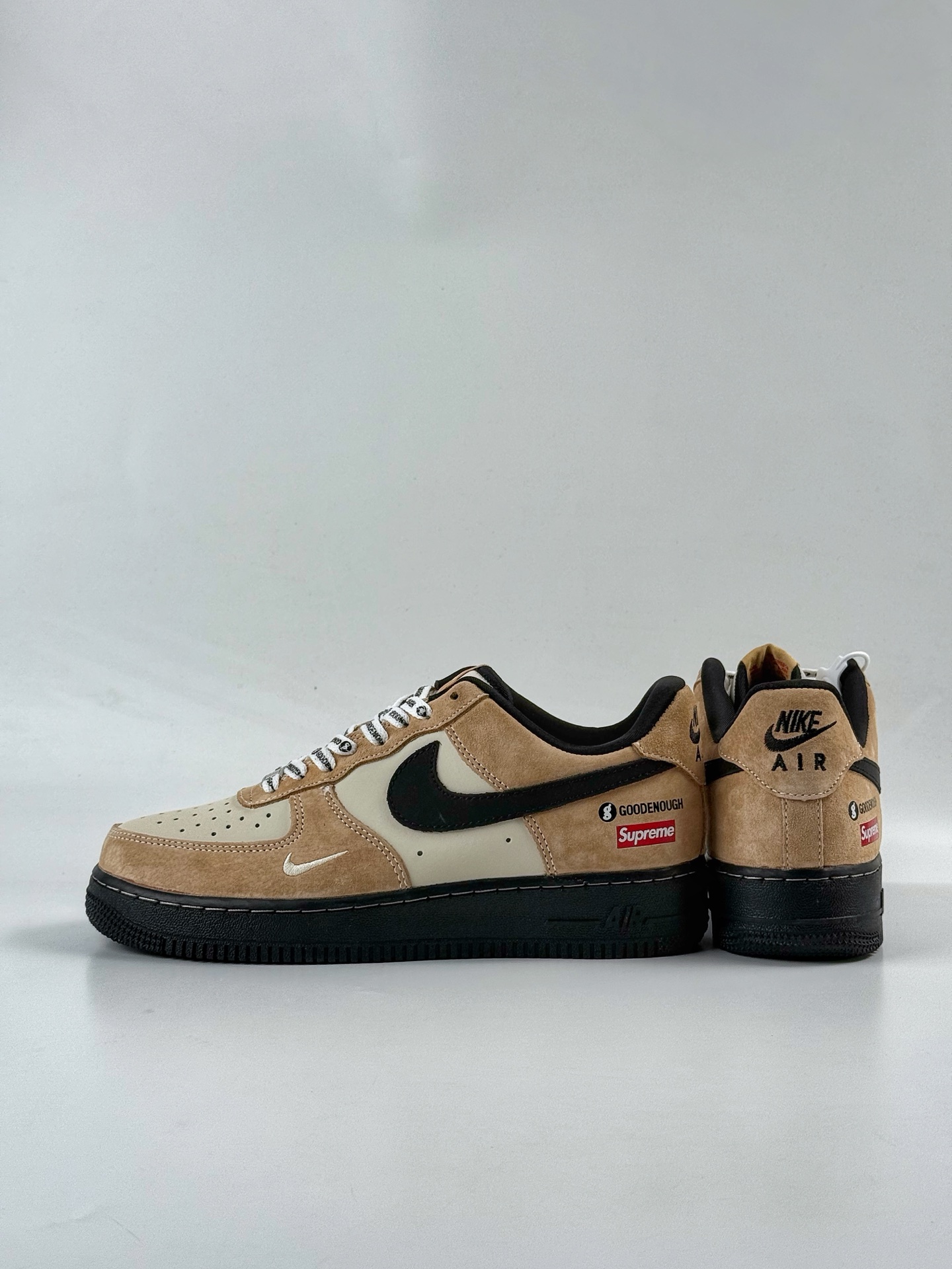 260 Nike Air Force 1 Low 07 x Superme 米粽黑小勾 YF9511-810