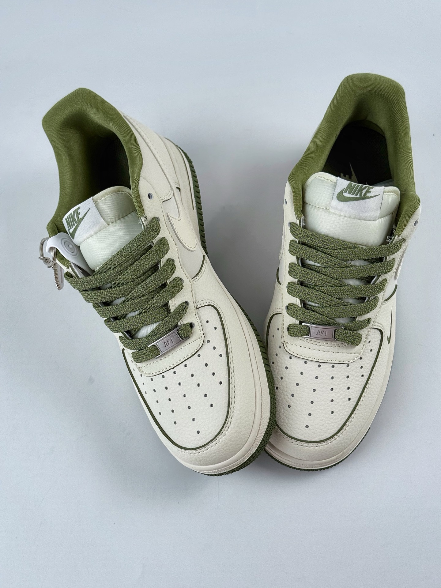 260 Nike Air Force 1 Low 07 x superme 白绿小勾 XX3168-221-Chinese UA Cheap High Quatity Brand Clothes Bags handbags Sneakers wholesale wholesaler seller from China Factory suppliers Fashion Clothing Shoes best Quality Beautiful Price 260 Nike Air Force 1 Low 07 x superme 白绿小勾 XX3168-221