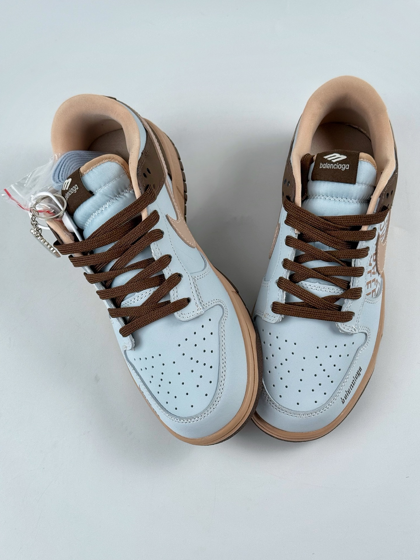 280 Nike SB Dunk Low x Balenciaga 蓝棕 DD1988-002-Chinese UA Cheap High Quatity Brand Clothes Bags handbags Sneakers wholesale wholesaler seller from China Factory suppliers Fashion Clothing Shoes best Quality Beautiful Price 280 Nike SB Dunk Low x Balenciaga 蓝棕 DD1988-002