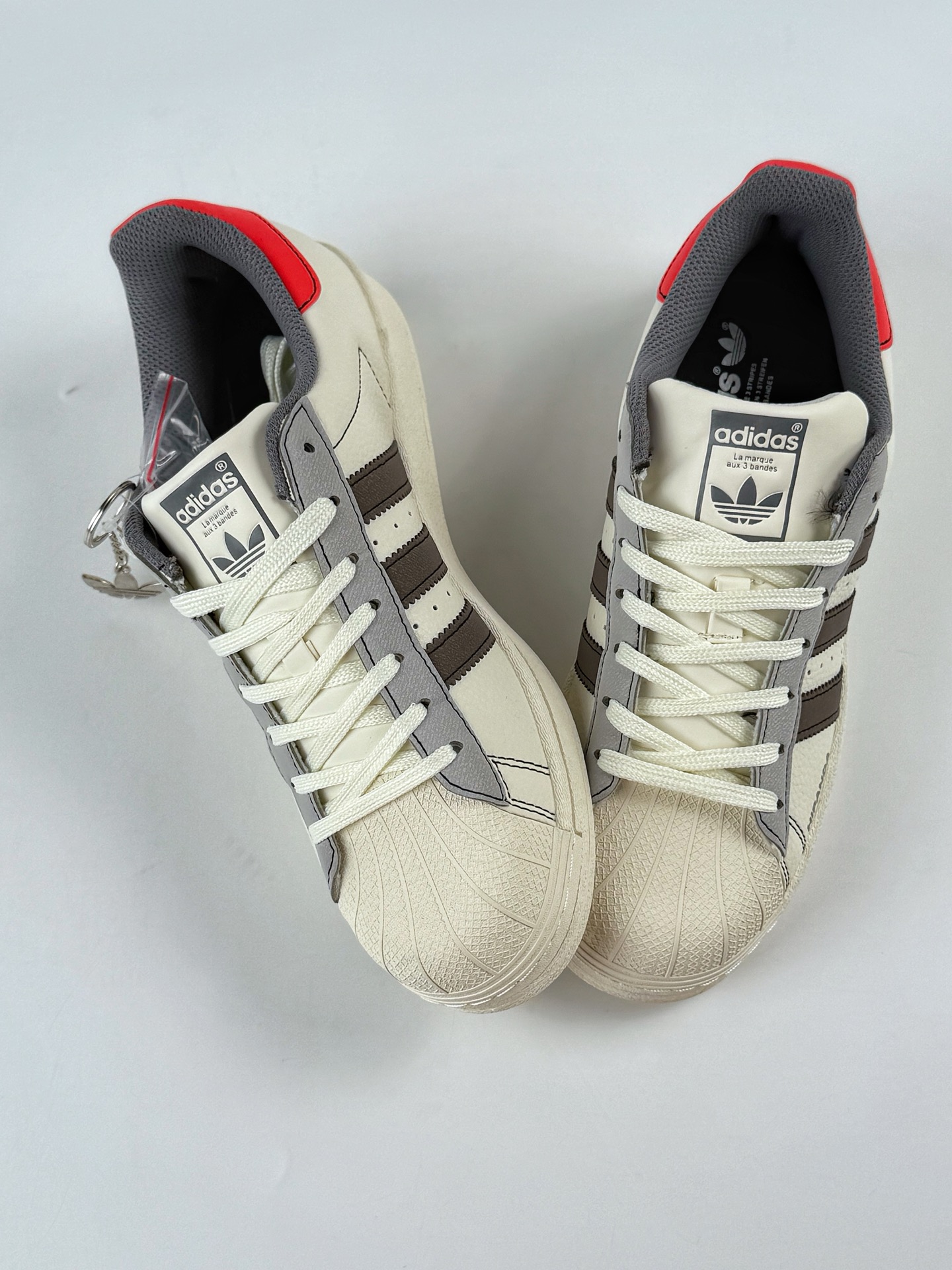 220 AD Originals Superstar x HIPANDA 白灰棕 QF5801-Chinese UA Cheap High Quatity Brand Clothes Bags handbags Sneakers wholesale wholesaler seller from China Factory suppliers Fashion Clothing Shoes best Quality Beautiful Price 220 AD Originals Superstar x HIPANDA 白灰棕 QF5801