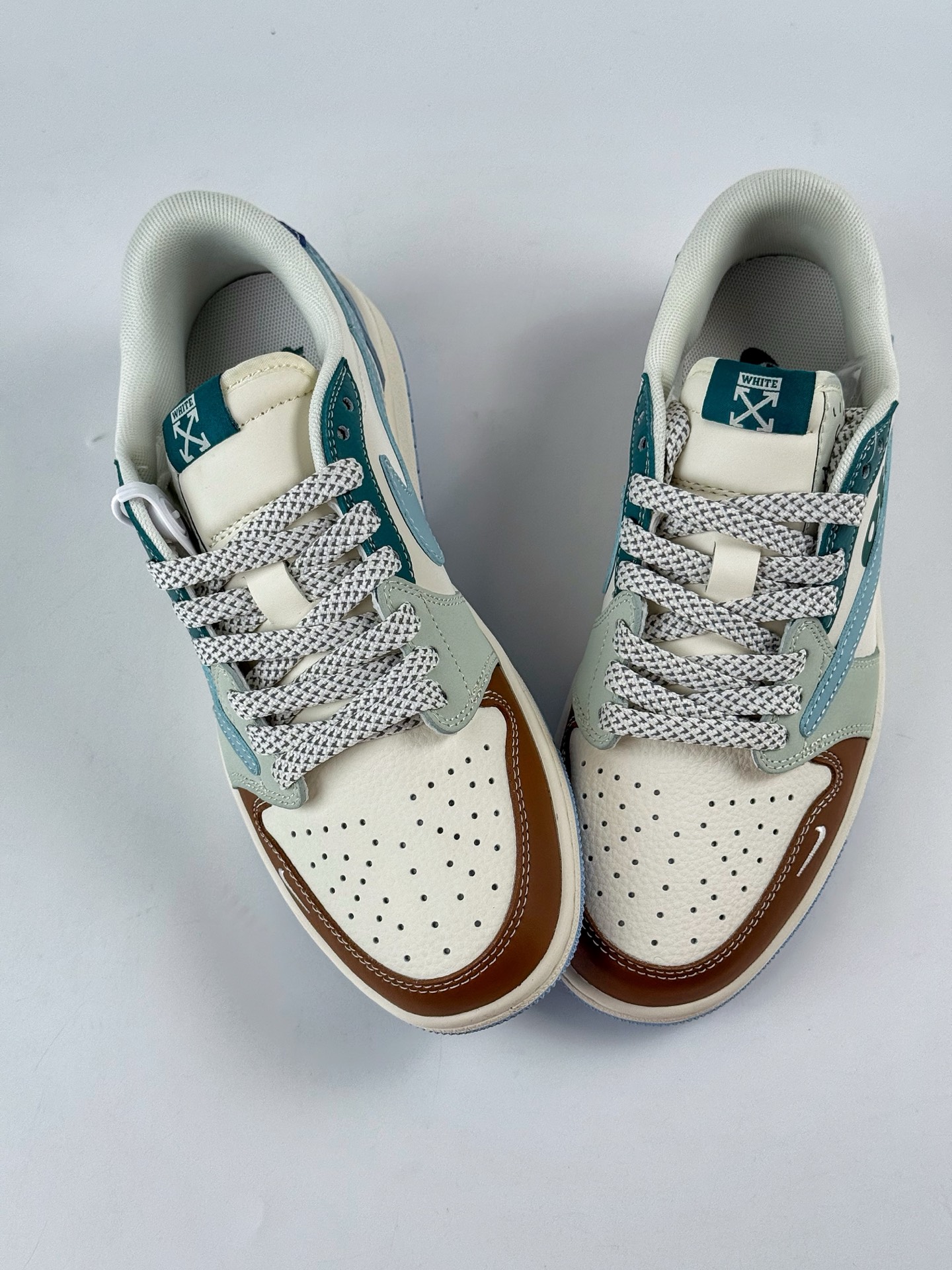 Travis Scott x Nike Air Jordan 1 Low x OFF-WHITE Air Jordan 1 Low 反转红白蓝小勾满天星倒钩 HS8068-066-Top High Quatity Cheap Sneakers Fashion Clothing Clothes Bags handbags Shoes of all Brand wholesale With The best Quality And Beautiful Price from China Factory Chinese suppliers wholesaler seller Travis Scott x Nike Air Jordan 1 Low x OFF-WHITE Air Jordan 1 Low 反转红白蓝小勾满天星倒钩 HS8068-066