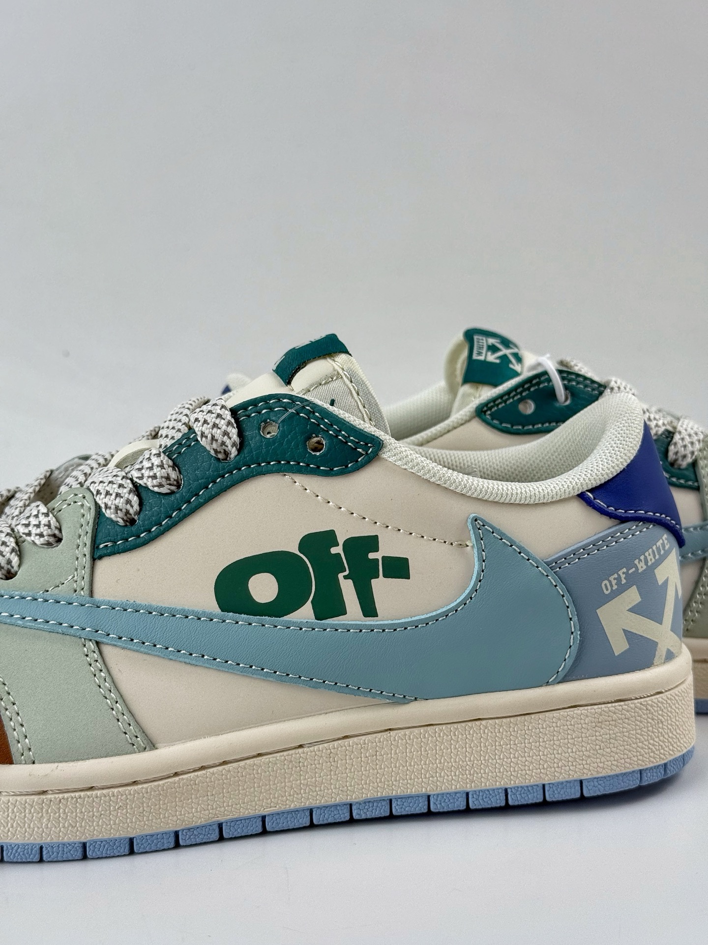 Travis Scott x Nike Air Jordan 1 Low x OFF-WHITE Air Jordan 1 Low 反转红白蓝小勾满天星倒钩 HS8068-066-Top High Quatity Cheap Sneakers Fashion Clothing Clothes Bags handbags Shoes of all Brand wholesale With The best Quality And Beautiful Price from China Factory Chinese suppliers wholesaler seller Travis Scott x Nike Air Jordan 1 Low x OFF-WHITE Air Jordan 1 Low 反转红白蓝小勾满天星倒钩 HS8068-066