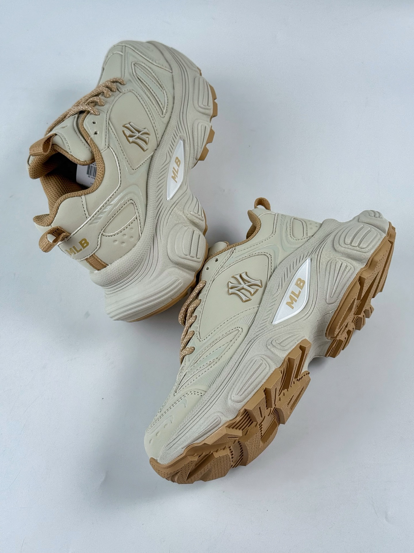 NY美国榄球洋基队 x MLB Chunky Runner Basic 厚底老爹厚底休闲运动慢跑鞋 3ASHW005N