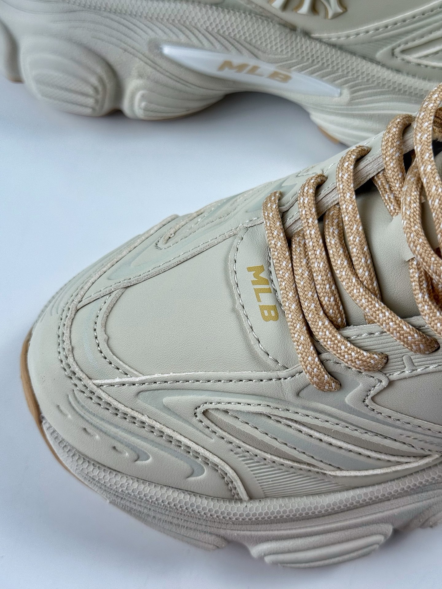 NY美国榄球洋基队 x MLB Chunky Runner Basic 厚底老爹厚底休闲运动慢跑鞋 3ASHW005N