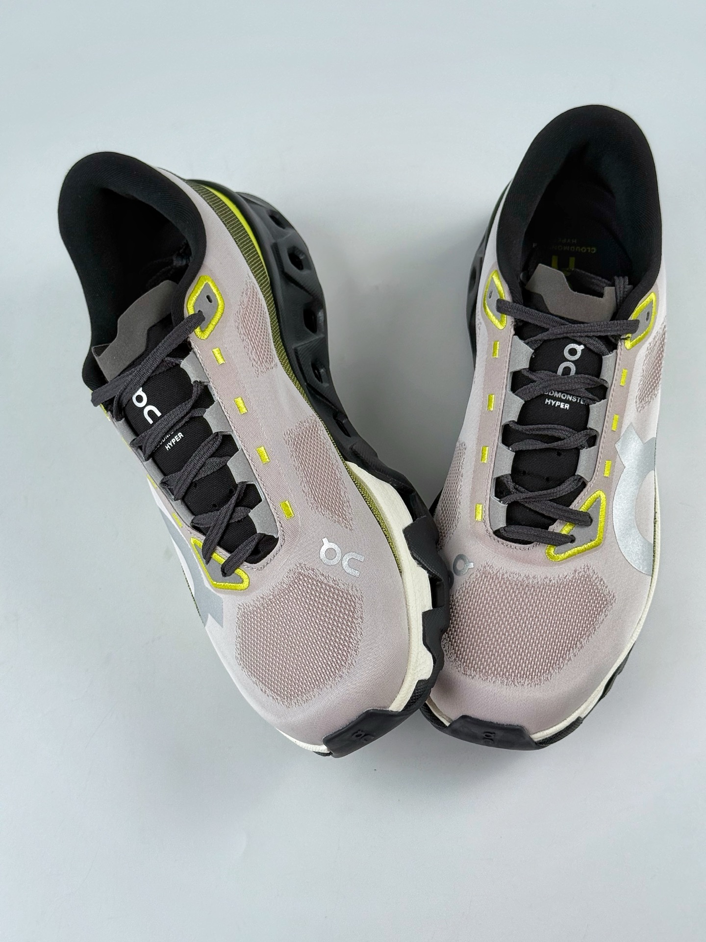 瑞士运动品牌-昂跑 x On昂跑 Cloudmonster Hyper 罗德系列低帮厚底轻量舒适多功能休闲运动慢跑鞋 3ME10134323TK