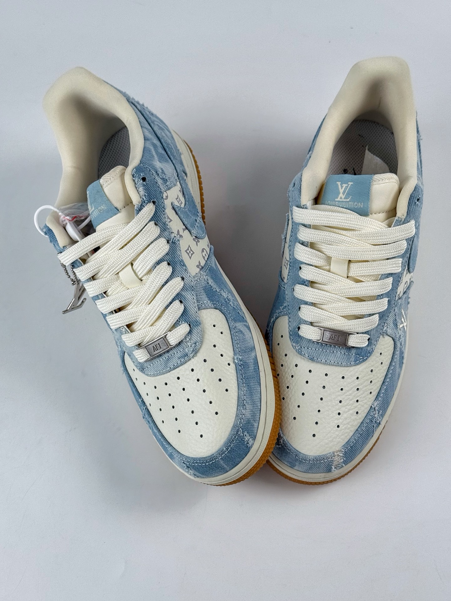 260 Nike Air Force 1 Low 07 x Louis Vuitton 蓝白牛仔 YF9511-814-Chinese UA Cheap High Quatity Brand Clothes Bags handbags Sneakers wholesale wholesaler seller from China Factory suppliers Fashion Clothing Shoes best Quality Beautiful Price 260 Nike Air Force 1 Low 07 x Louis Vuitton 蓝白牛仔 YF9511-814