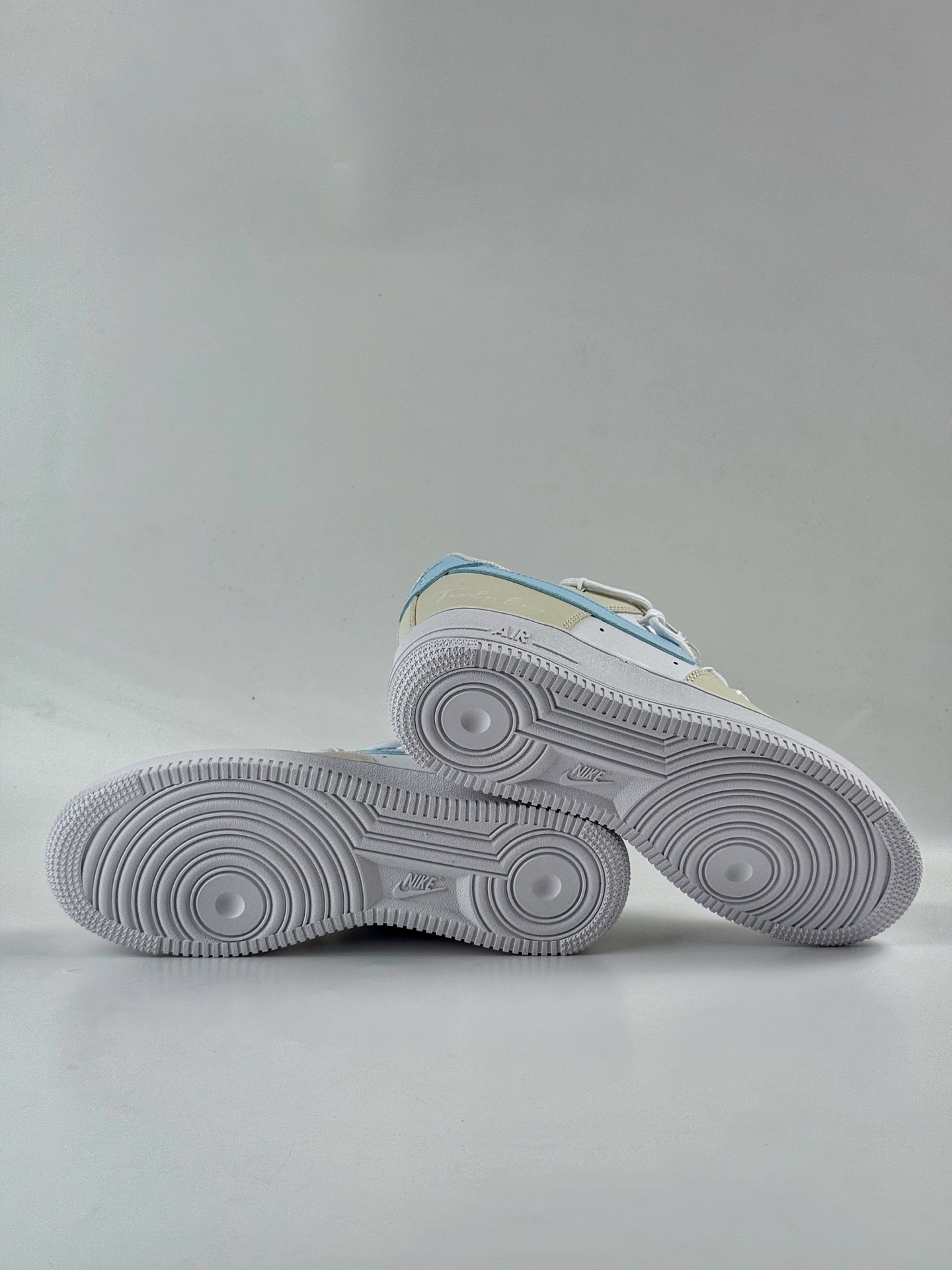 260 Nike Air Force 1 Low 07 柠盐气泡水 多巴胺 夏日 黄白绑带 ZH0316-111