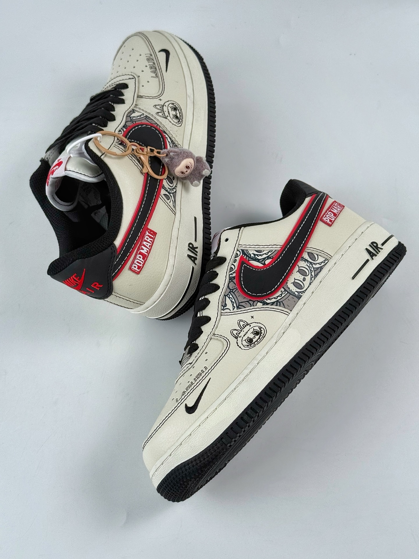 260 Nike Air Force 1 Low 07 x LABUBU 白黑小勾 HQ1688-001-Chinese UA Cheap High Quatity Brand Clothes Bags handbags Sneakers wholesale wholesaler seller from China Factory suppliers Fashion Clothing Shoes best Quality Beautiful Price 260 Nike Air Force 1 Low 07 x LABUBU 白黑小勾 HQ1688-001
