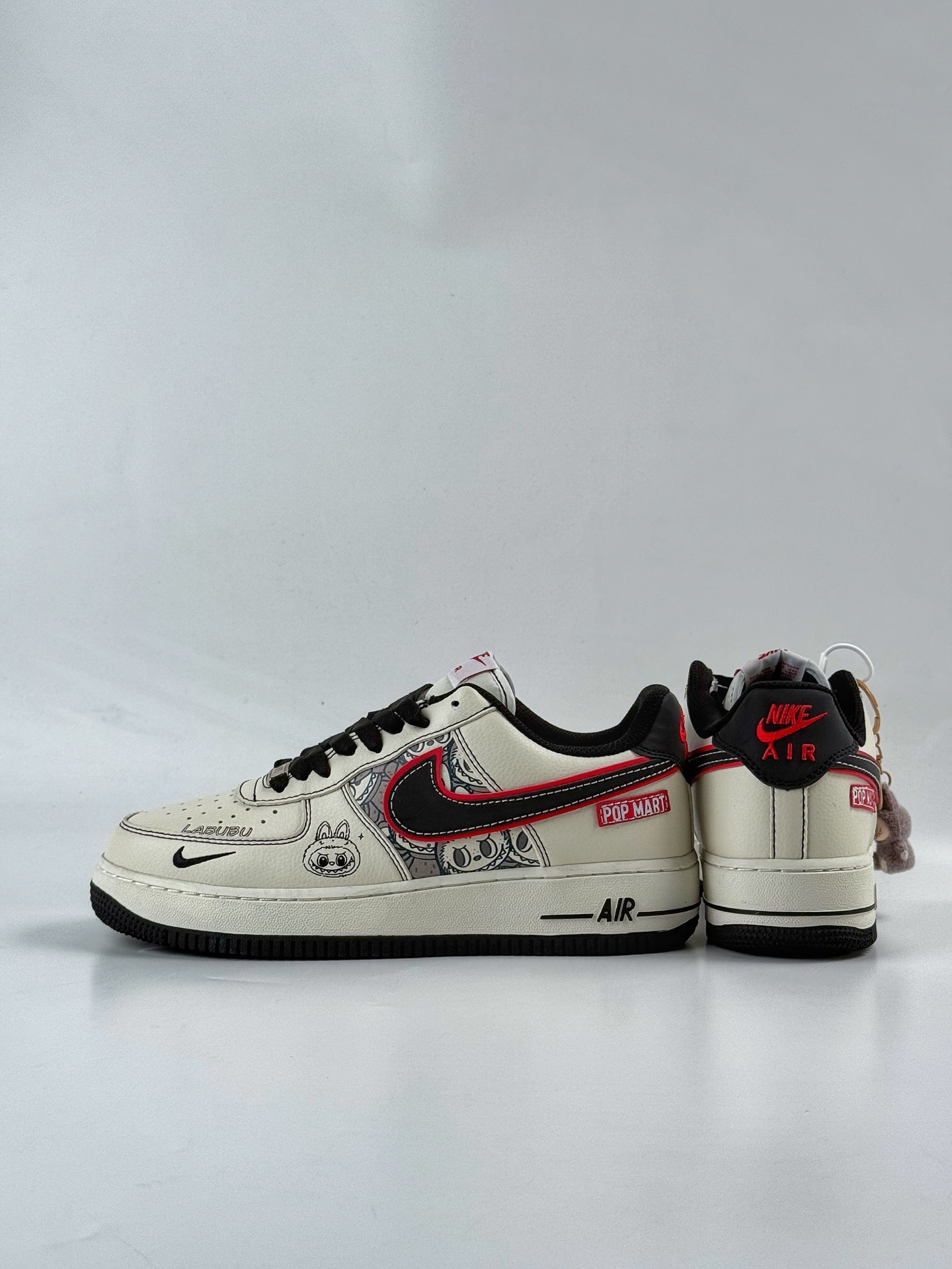 260 Nike Air Force 1 Low 07 x LABUBU 白黑小勾 HQ1688-001-Chinese UA Cheap High Quatity Brand Clothes Bags handbags Sneakers wholesale wholesaler seller from China Factory suppliers Fashion Clothing Shoes best Quality Beautiful Price 260 Nike Air Force 1 Low 07 x LABUBU 白黑小勾 HQ1688-001