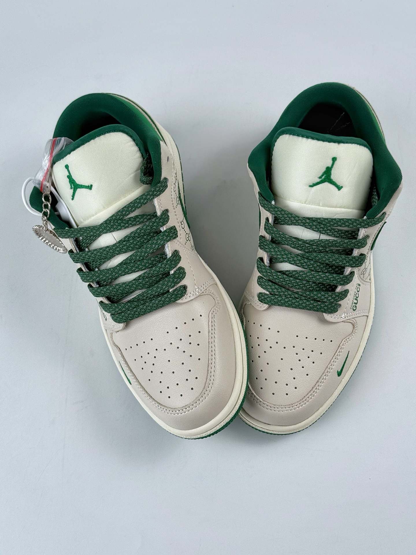 280 Nike Jordan Air Jordan 1 x GUCCI 米绿小勾满天星 QD1988-001
