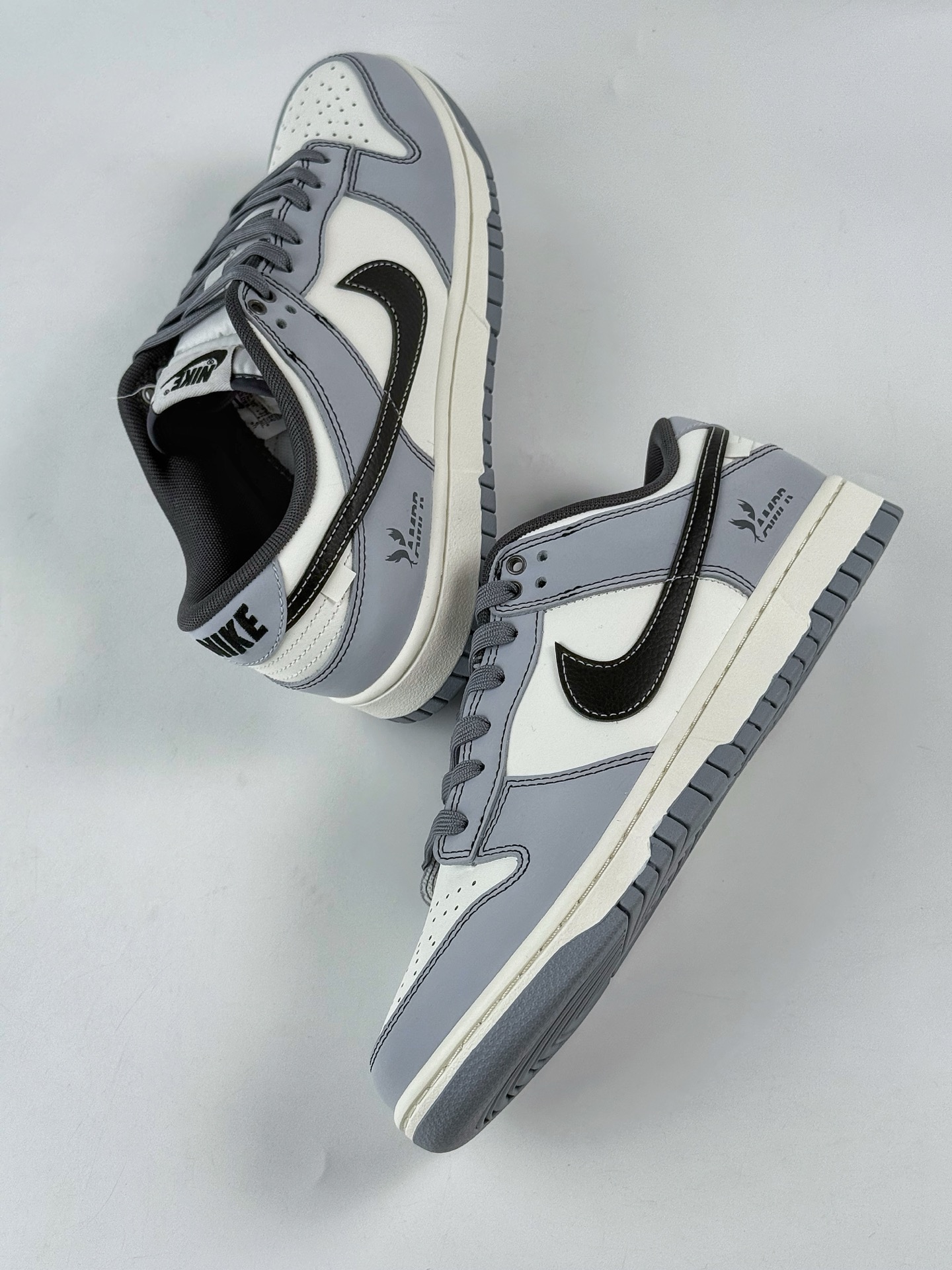 260 Nike SB Dunk Low 灰白 BB0528-109