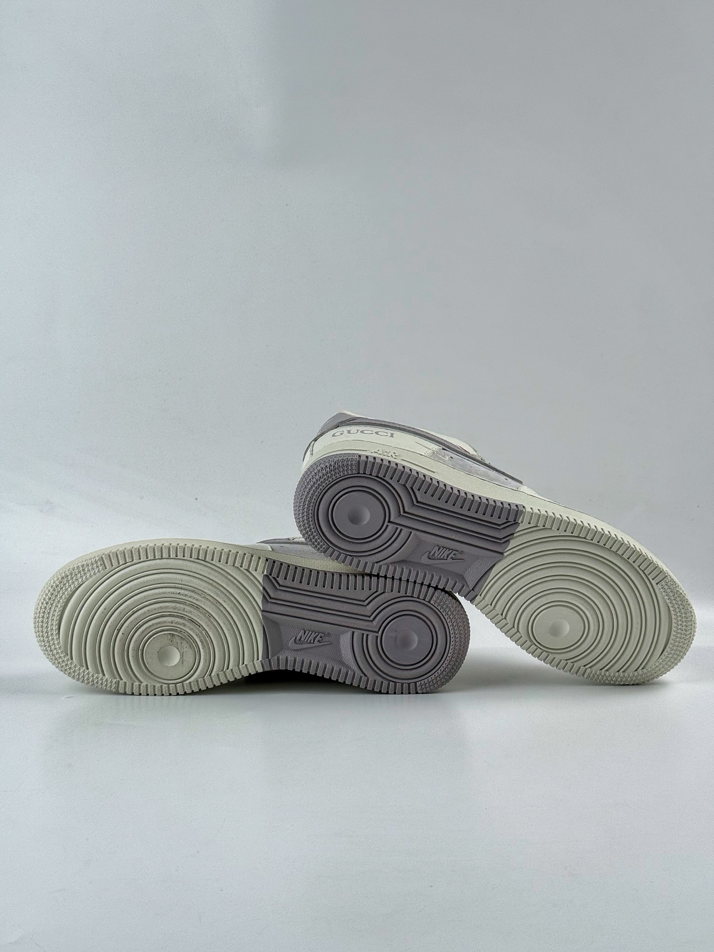 260 Nike Air Force 1 Low 07 x GUCCI 白灰双小勾满天星 YF9511-807