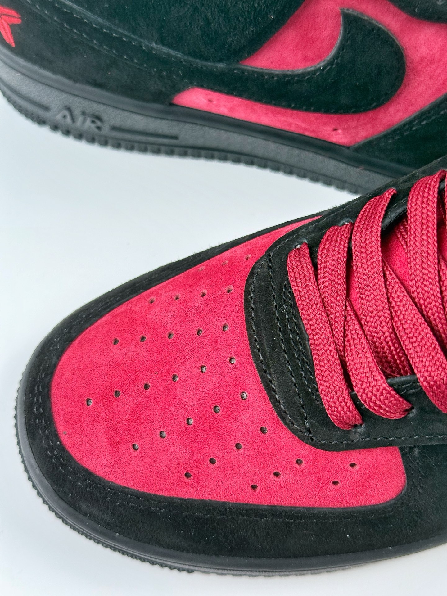 240 Nike Air Force 1 Low 07 科比 黑红 CW2288-111