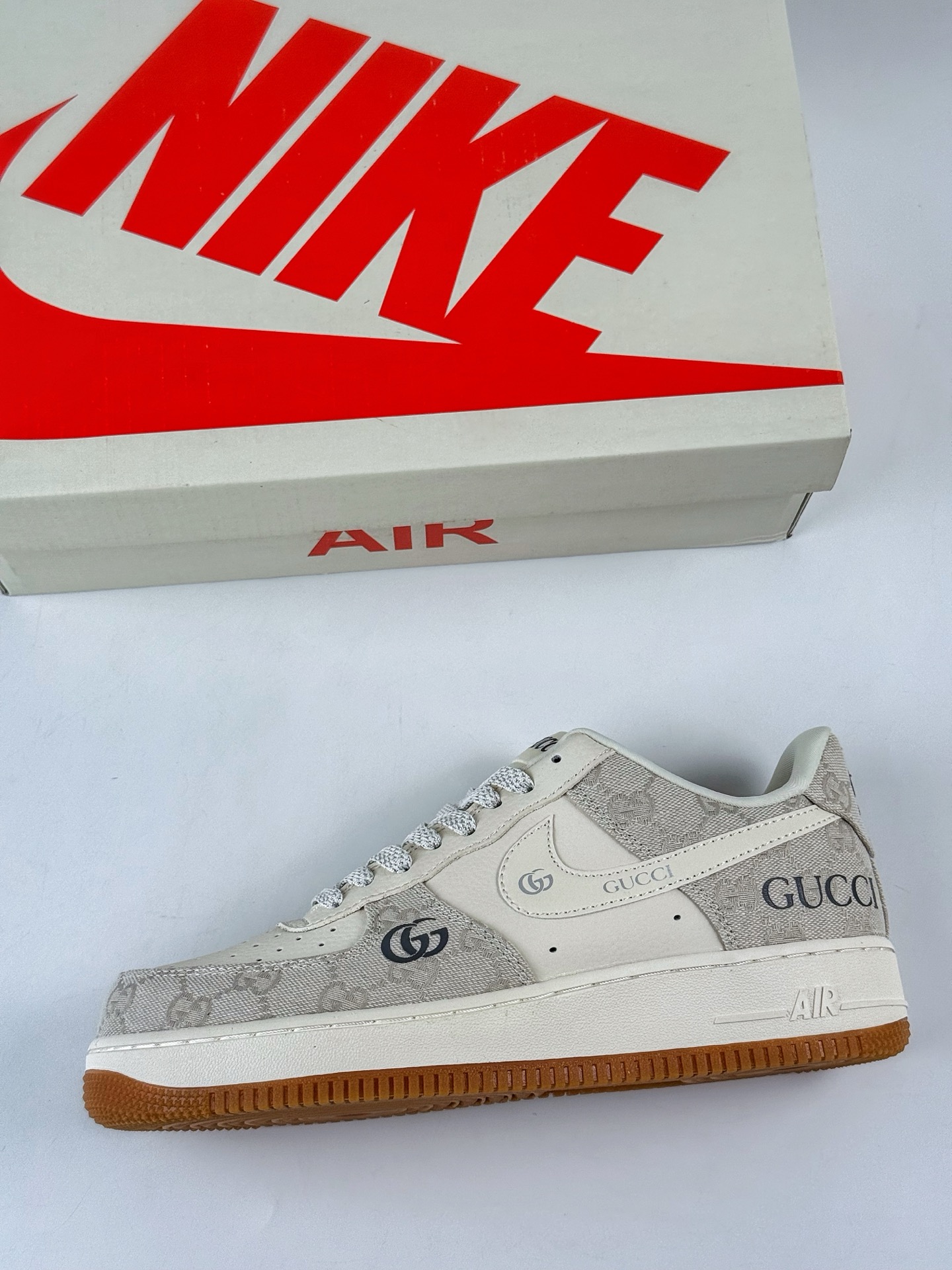 260 Nike Air Force 1 Low 07 x GUCCI 灰白满天星 DK0188-084-Chinese UA Cheap High Quatity Brand Clothes Bags handbags Sneakers wholesale wholesaler seller from China Factory suppliers Fashion Clothing Shoes best Quality Beautiful Price 260 Nike Air Force 1 Low 07 x GUCCI 灰白满天星 DK0188-084