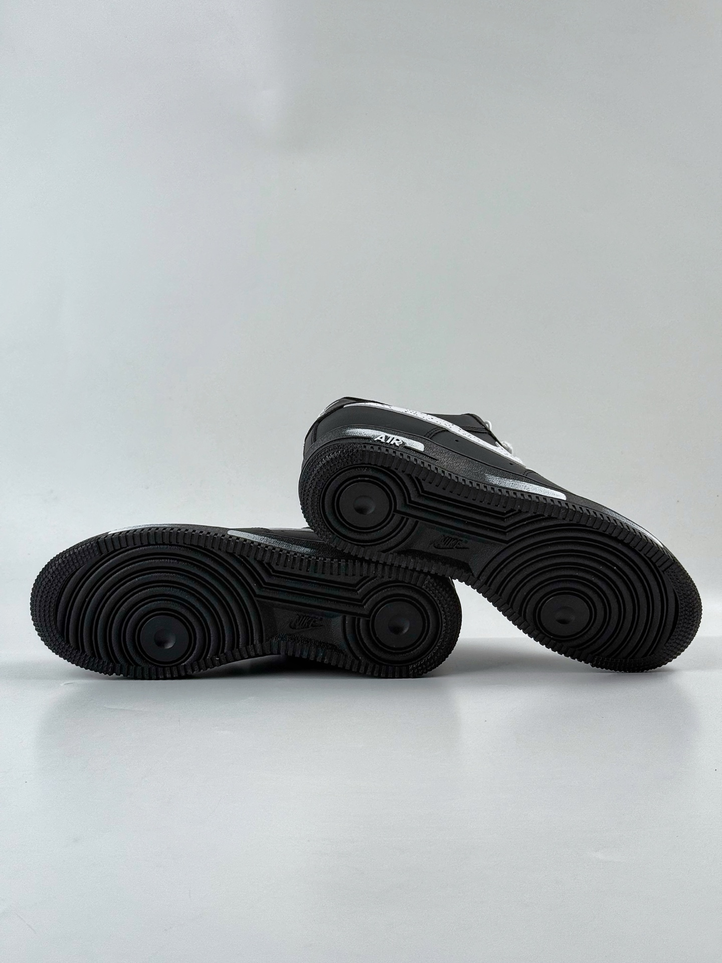 260 Nike Air Force 1 Low 07 暗影武士 泼墨礼袋 黑白 ZH0316-110