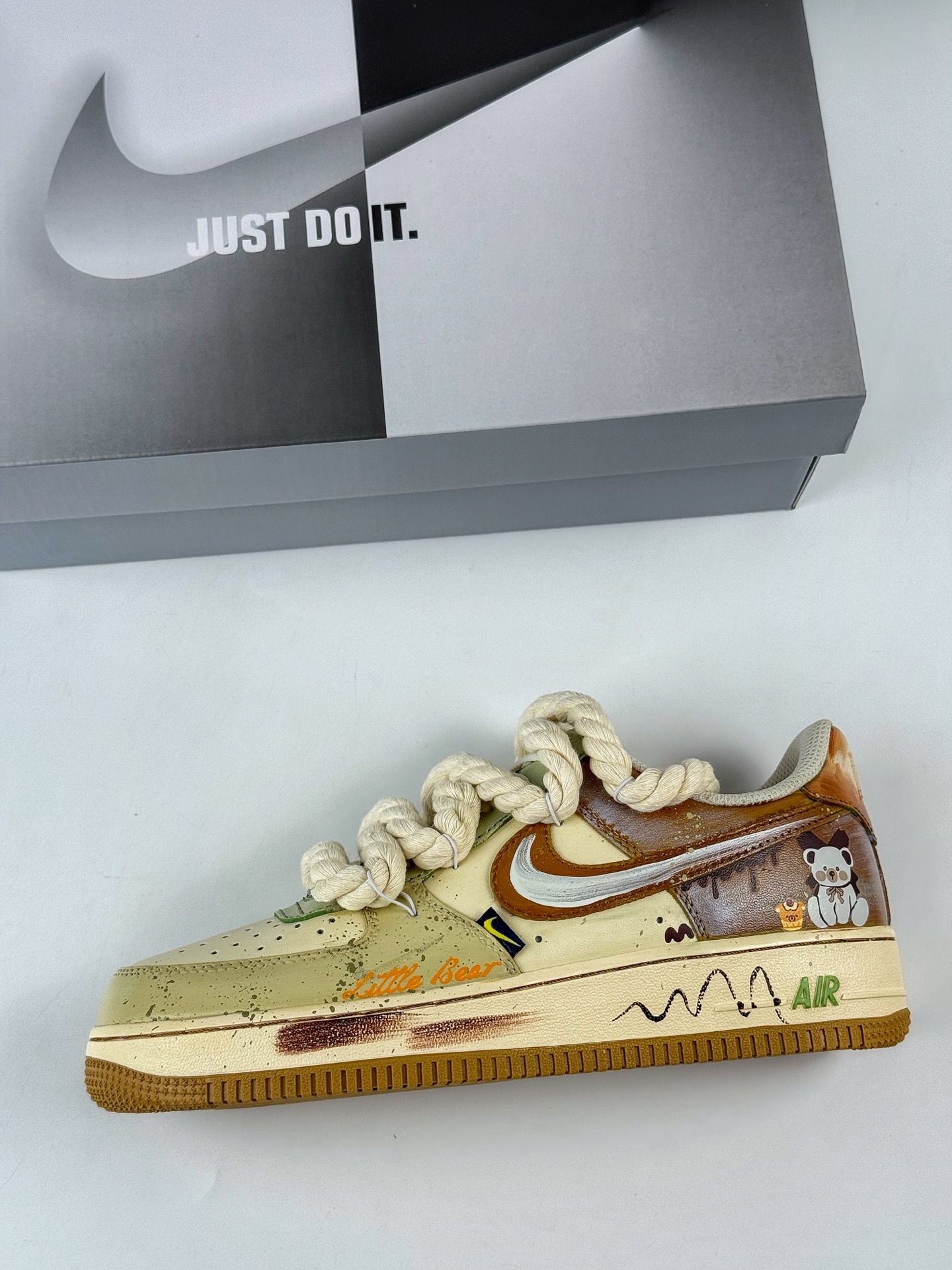 260 Nike Air Force 1 Low 07 绿棕小熊麻绳涂鸦 XL2321-666