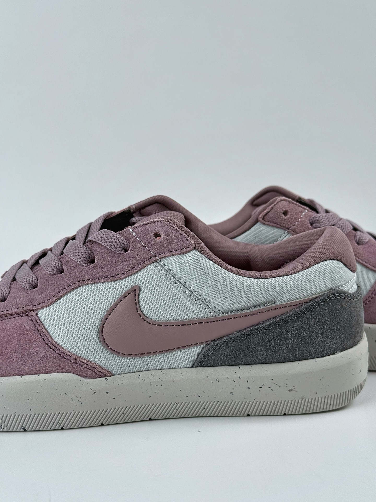 150 耐克Nike SB Force 58 纯原版本 硫化杯底 传统篮球风格 DV5477-010-Chinese UA Cheap High Quatity Brand Clothes Bags handbags Sneakers wholesale wholesaler seller from China Factory suppliers Fashion Clothing Shoes best Quality Beautiful Price 150 耐克Nike SB Force 58 纯原版本 硫化杯底 传统篮球风格 DV5477-010