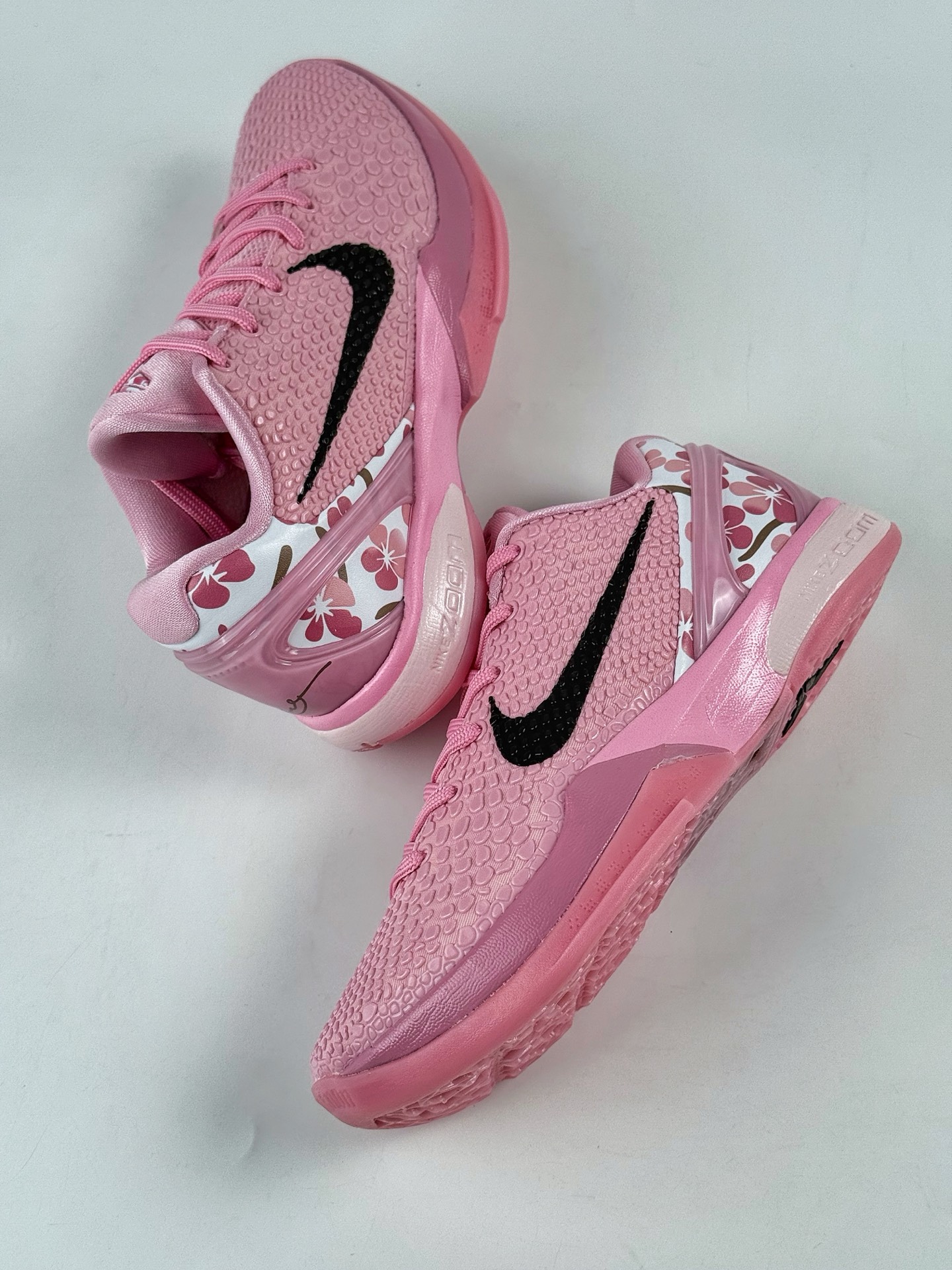 260 NK ZOOM KOBE 6 Protro 粉黑 信仰绝不减配 PE2025-108